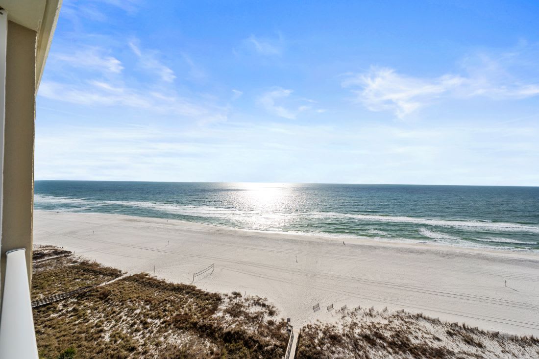 23 White Caps 1404 View