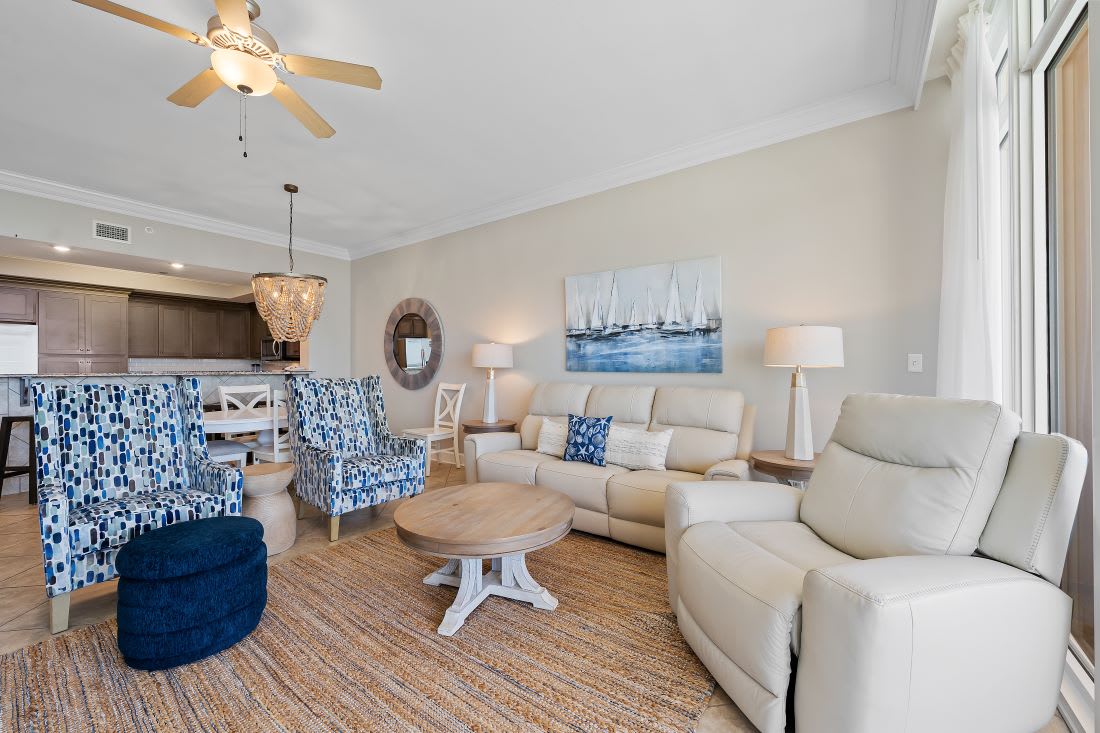 3 Phoenix OB 2004 Living Room