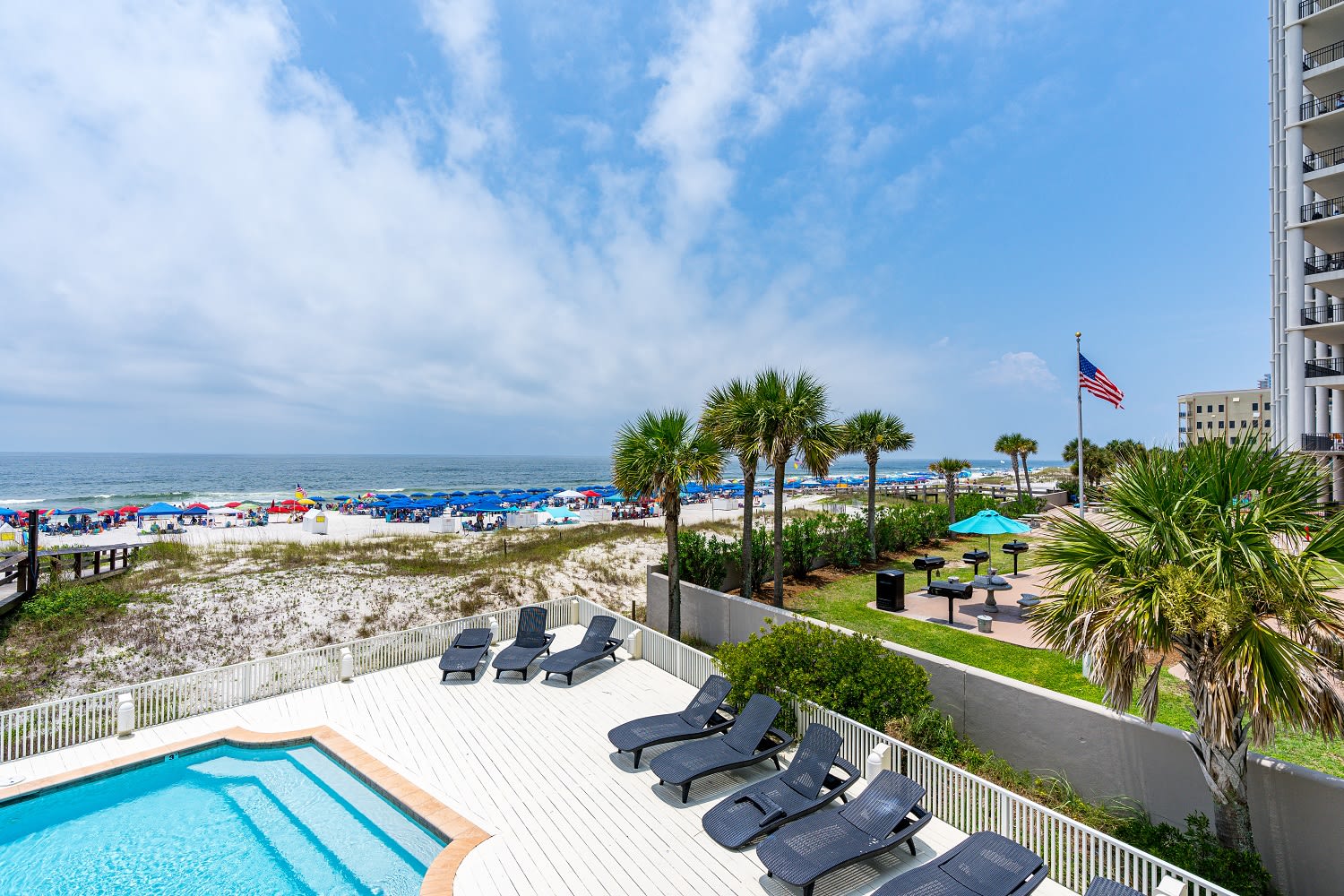 Summer Salt West 1st Floor Deck View