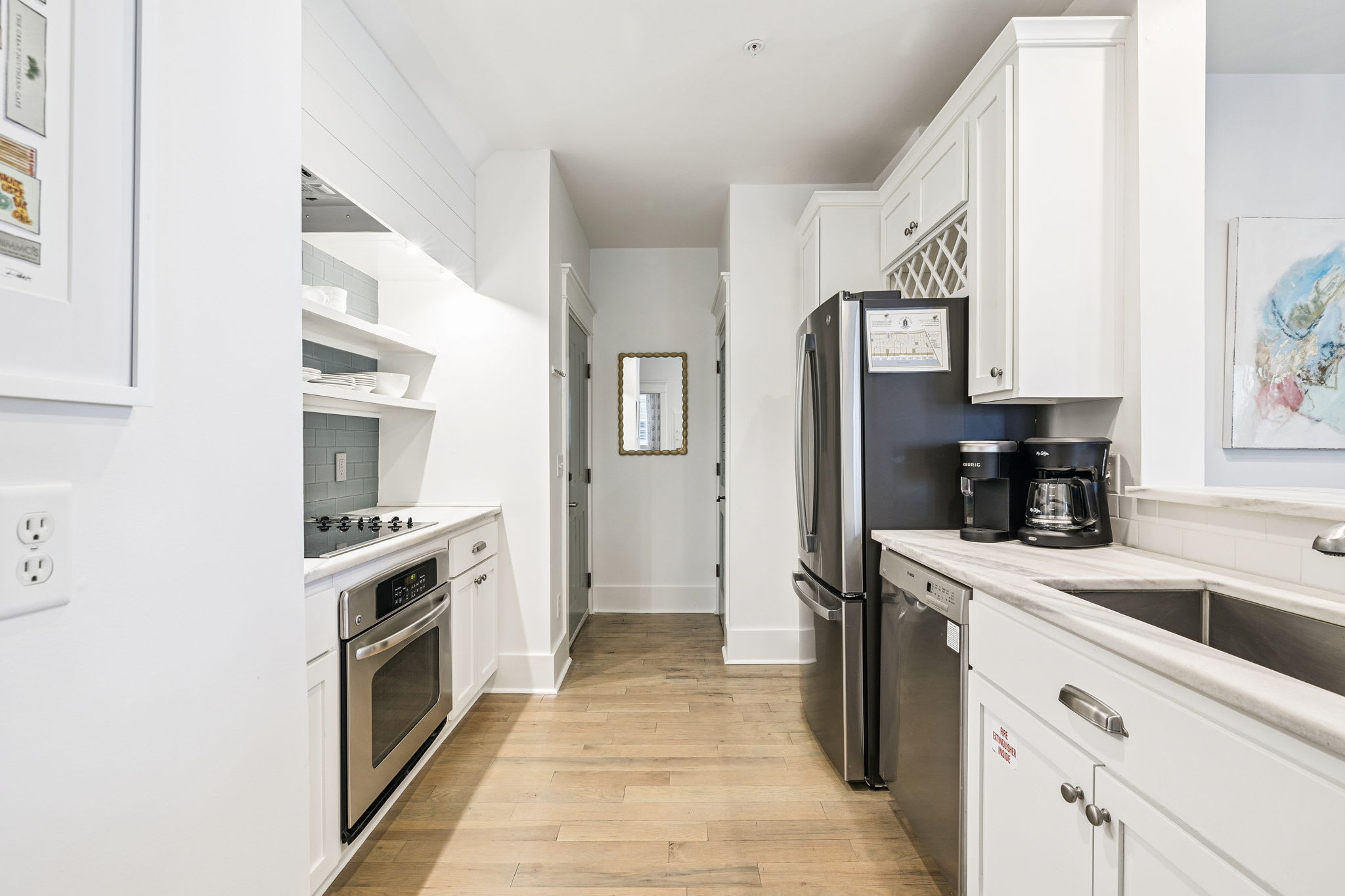 Well Equipped Kitchen - Offering Stainless Steel Appliances