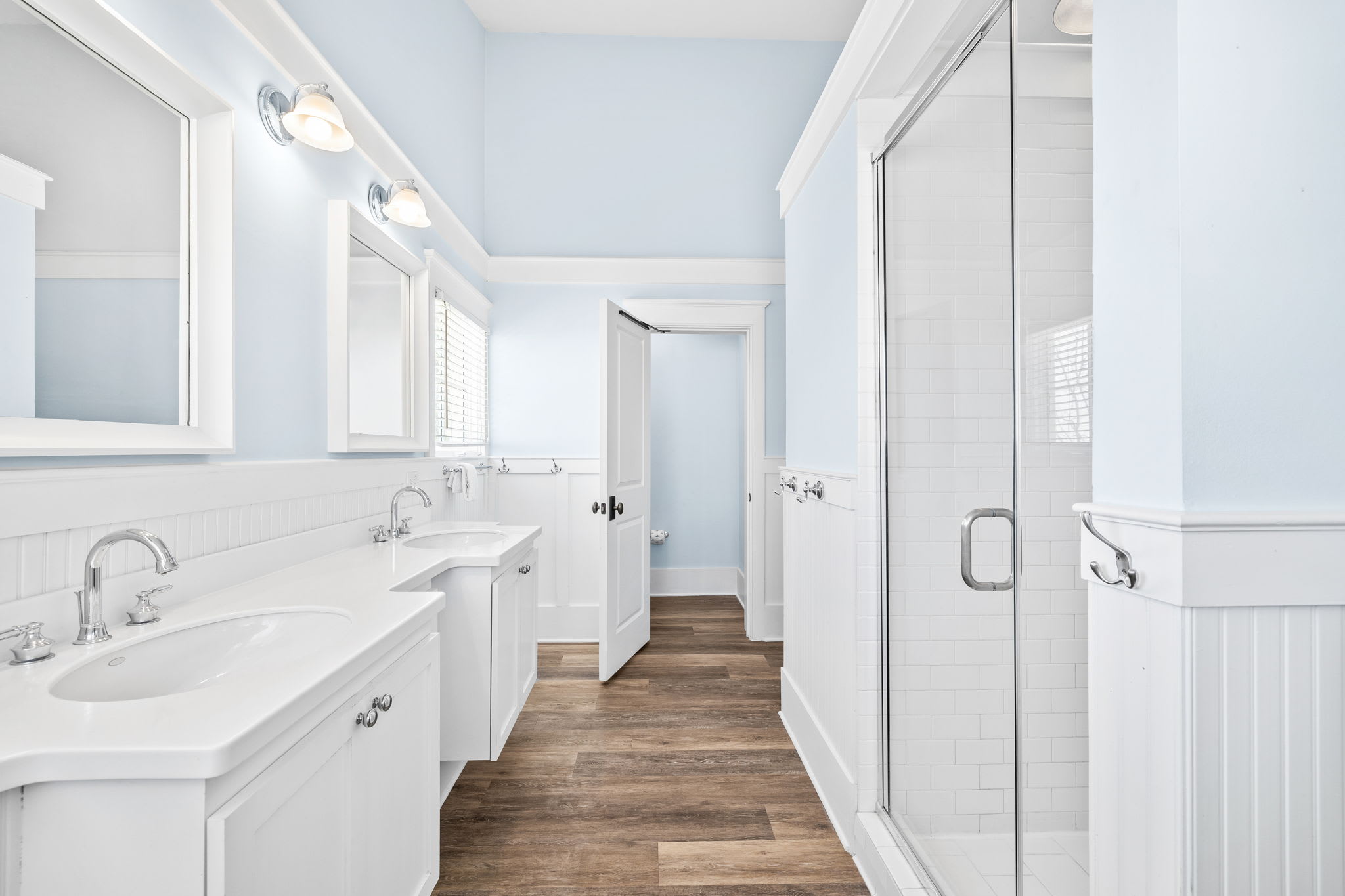 2nd Floor - Primary En-Suite