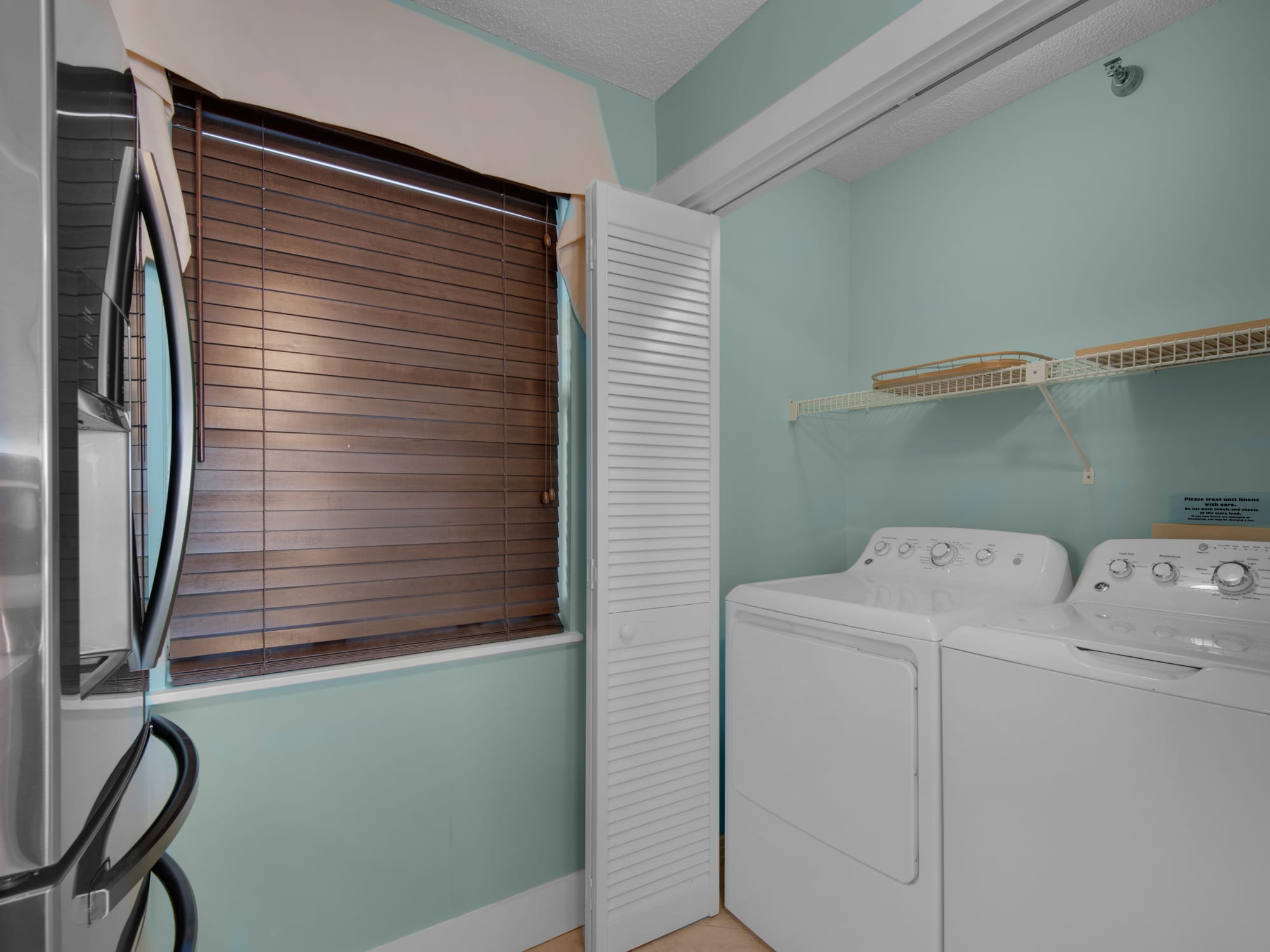 Full size washer & Dryer in unit