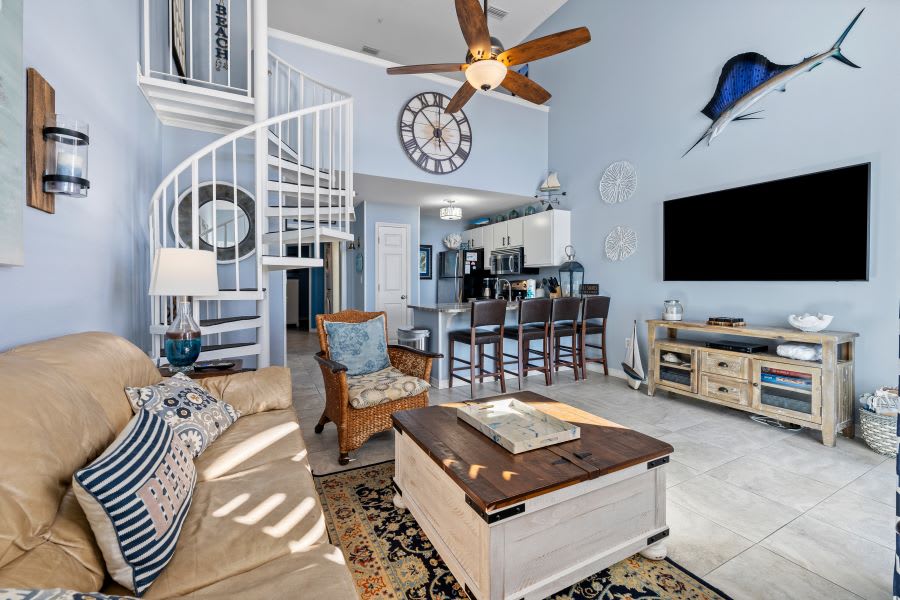 5 Grand Beach Penthouse 3 Living Room
