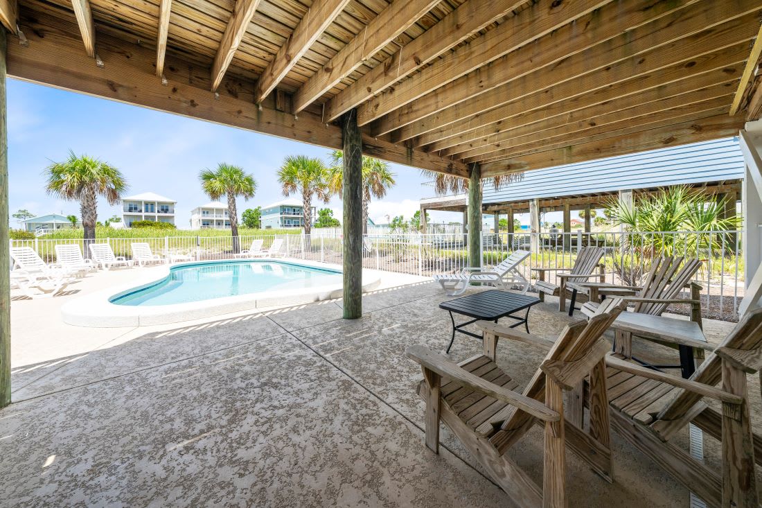 4 Shore Outdoor Entertainment Area