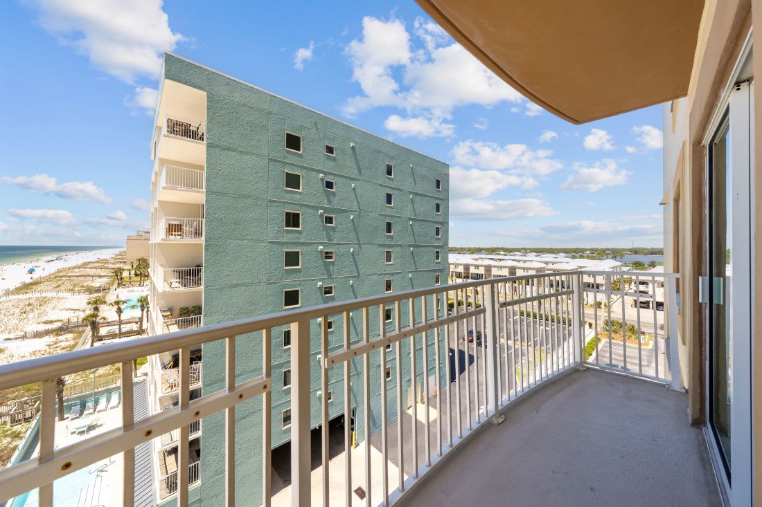 7 Crystal Shores West 108 Balcony