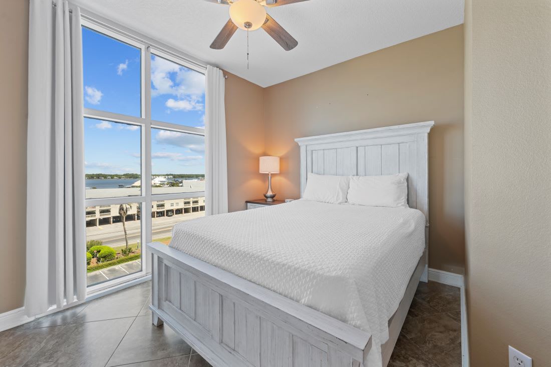 18 Crystal Shores West 108 Bedroom 2