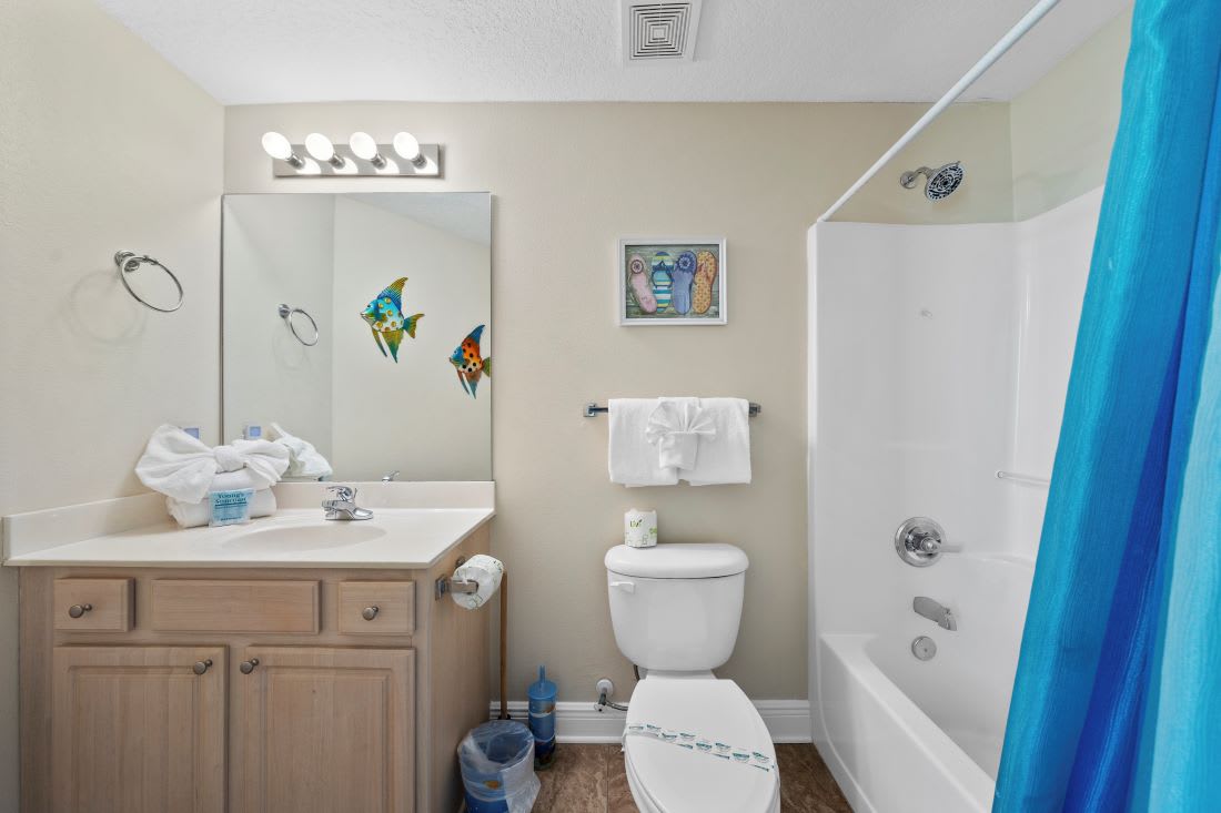 20 Crystal Shores West 108 Bathroom 2