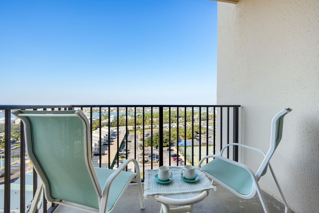 17 Phoenix East 1201 Primary Bedroom Balcony