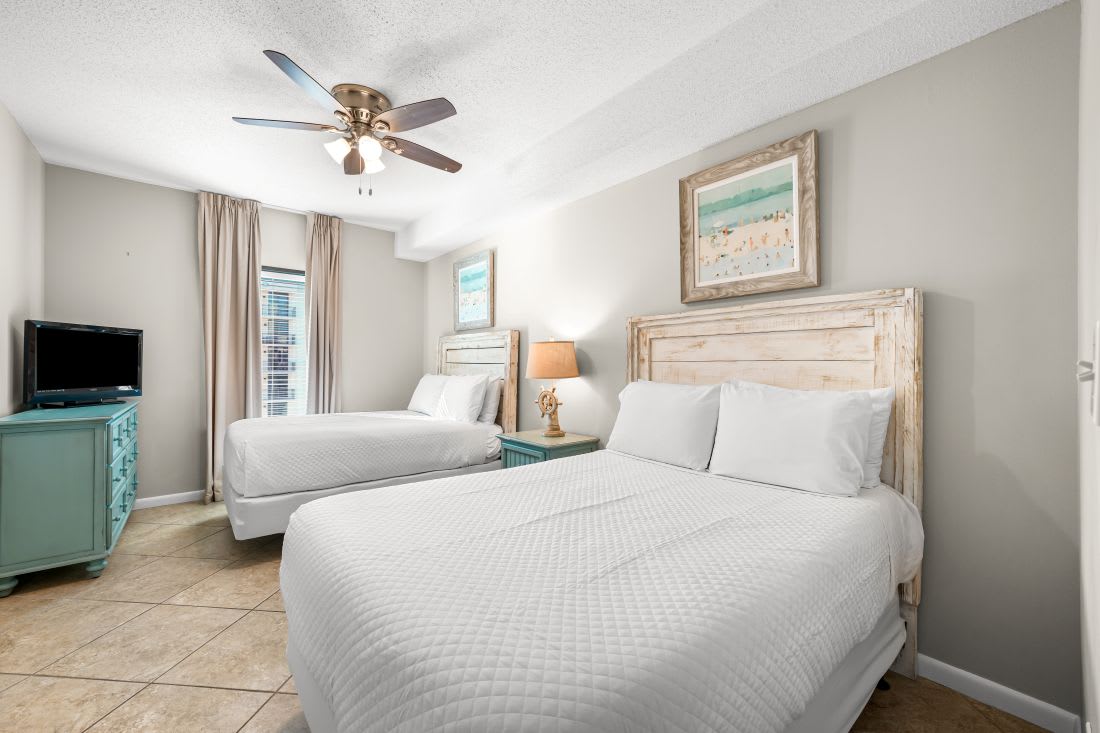 21 Phoenix East 1201 Bedroom 2