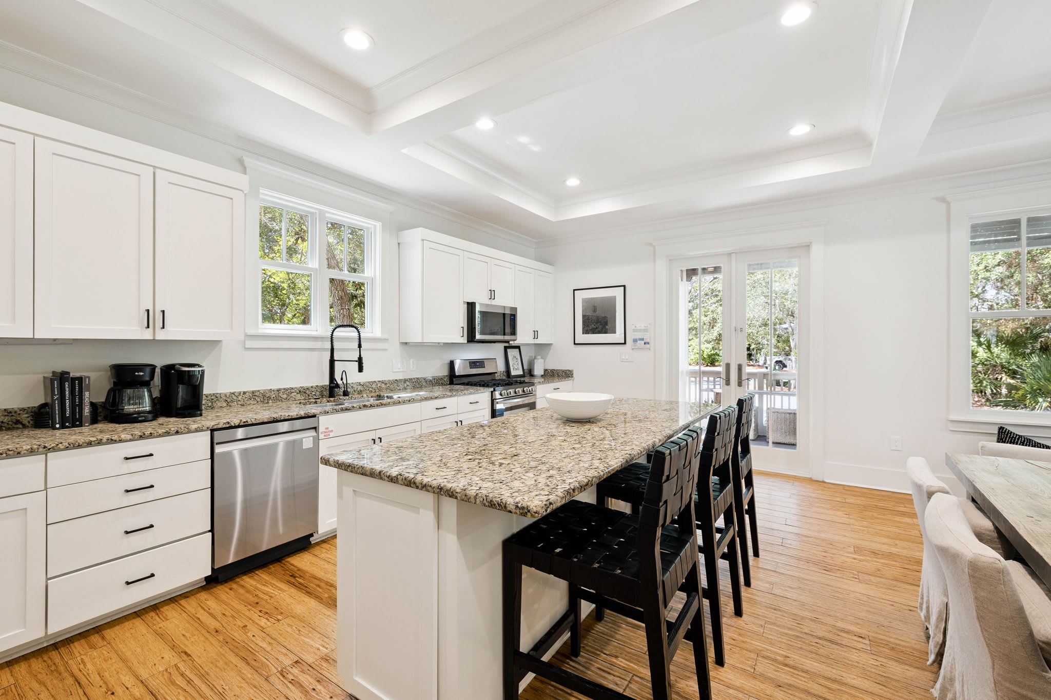 Well Equipped Chef's Kitchen - Perfect for Cooking Gourmet!