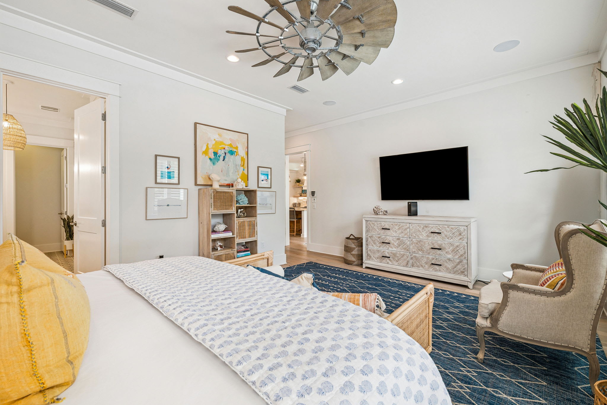 Primary King Suite - Equipped with a Flat-Screen TV