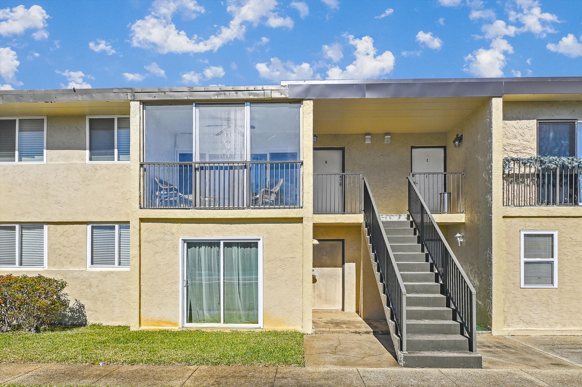 Second Floor unit (No elevator)