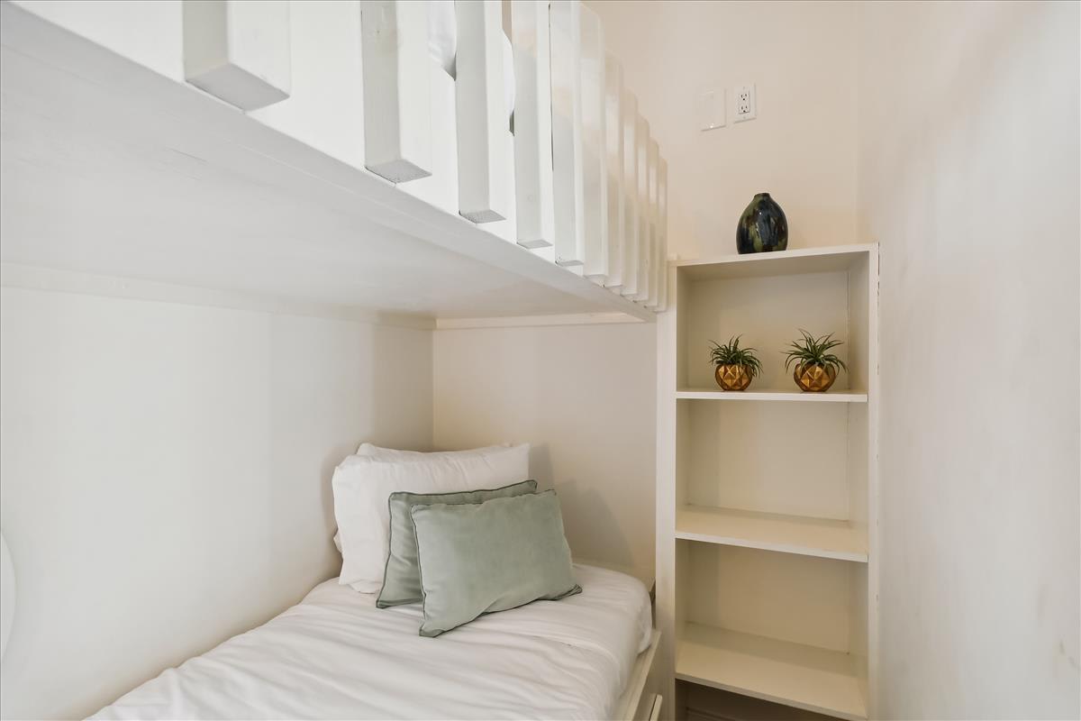 Conveniently Located - Additonal Sleeping Arrangements