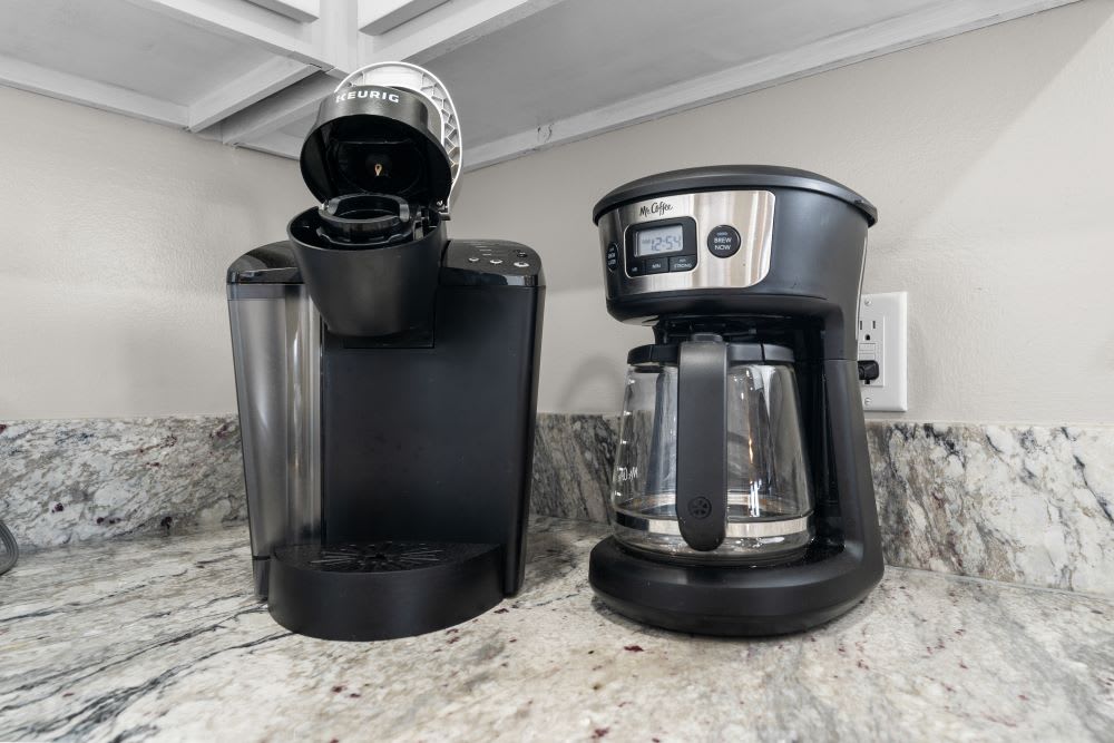 Bonhomme Richard East Drip Coffee Maker + Keurig