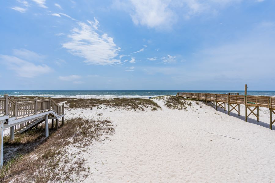 Bonhomme Richard East View