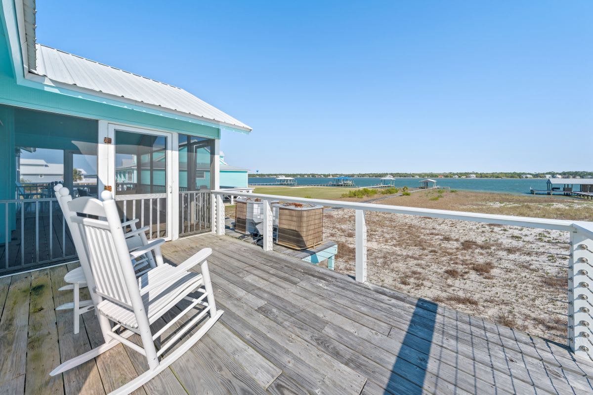 Tide-AL Lagoon Front Deck East Side