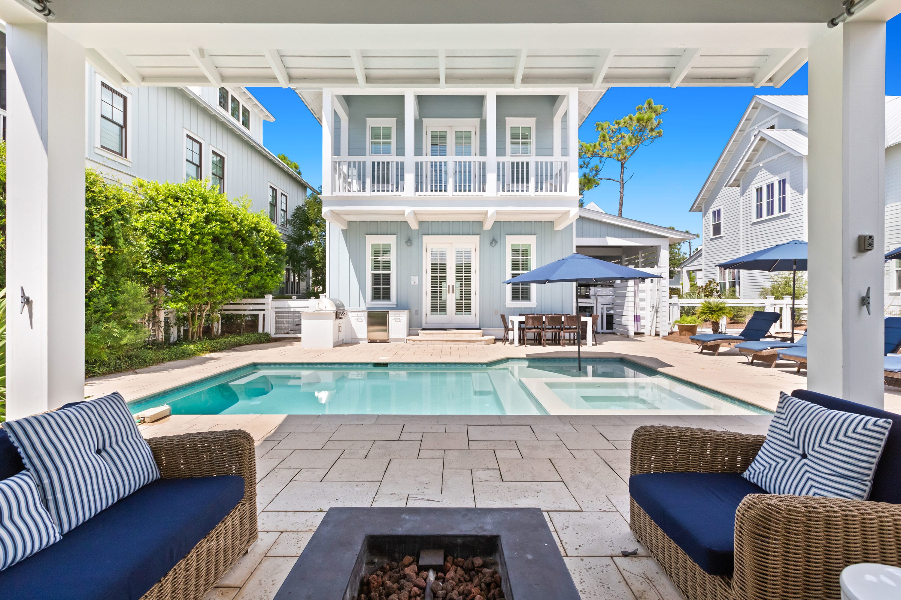 Welcome to your private resort experience at Heavenly Blue