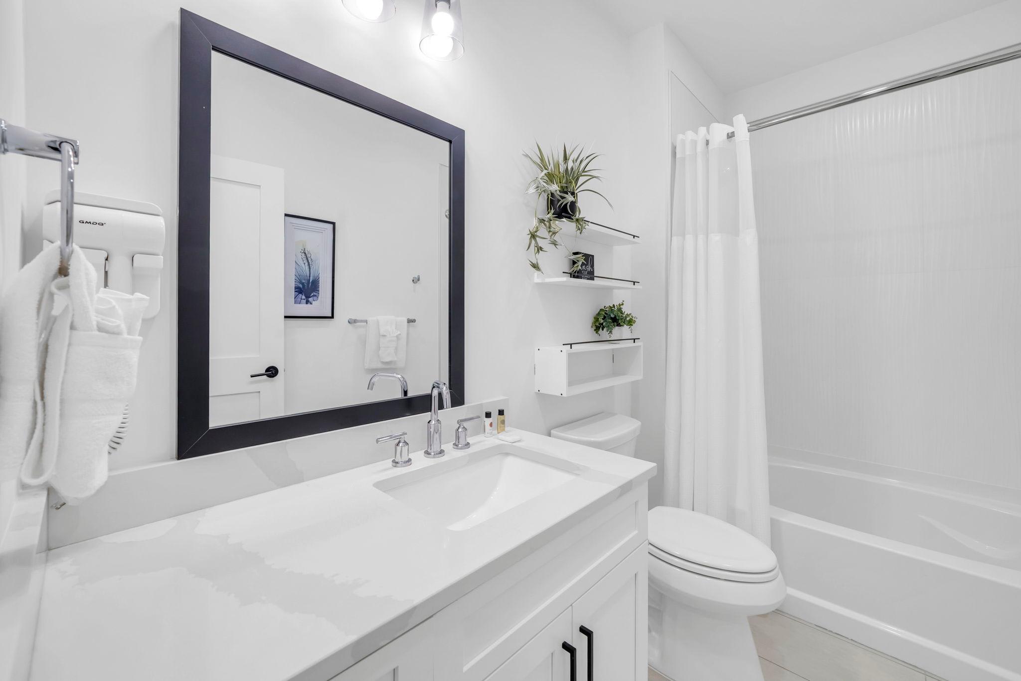 Hallway / Guest Bathroom 1 Part 1