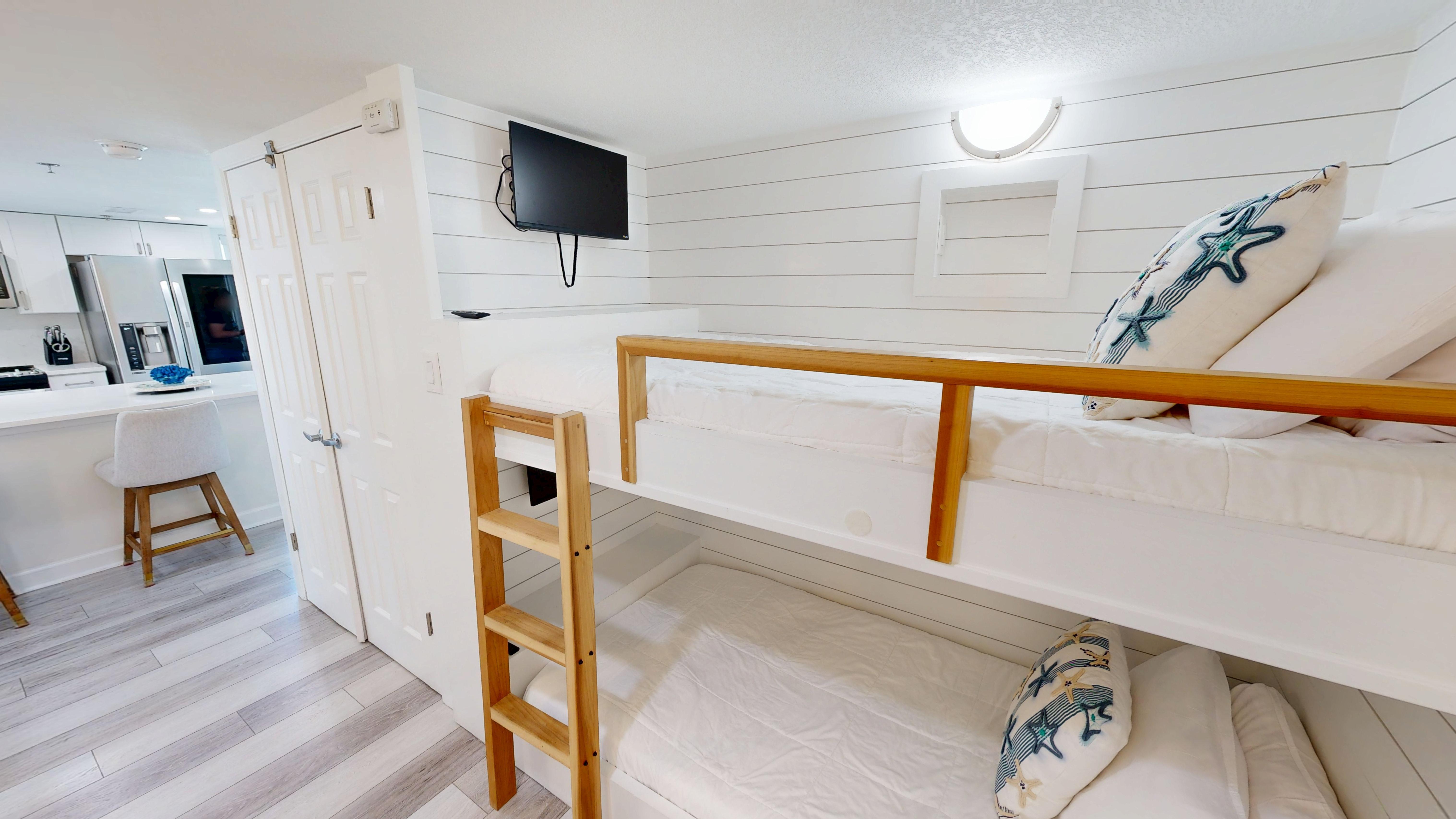 Bunk Beds (Entry)