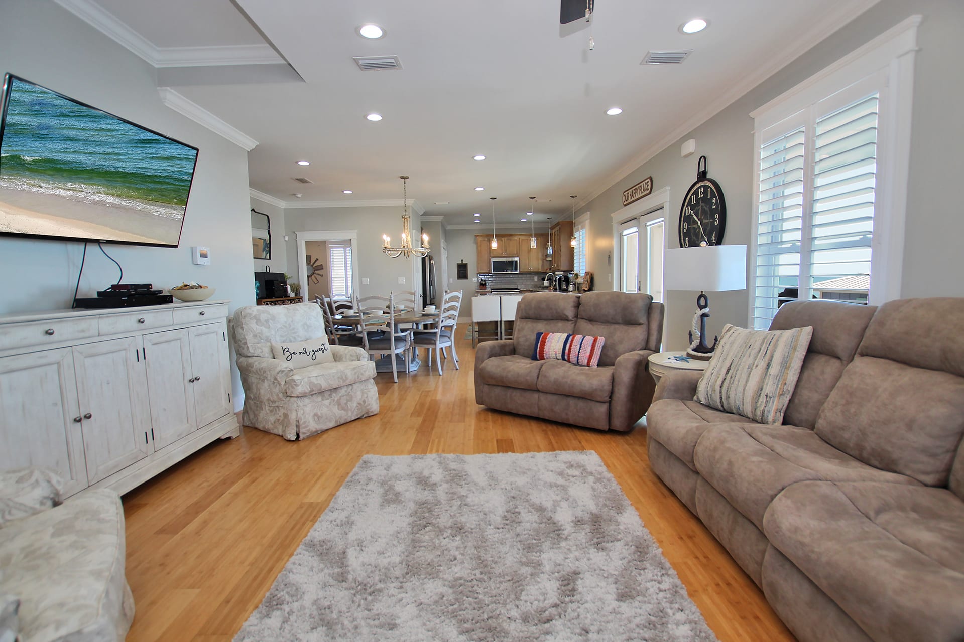 All Moh's Paradise Living Room