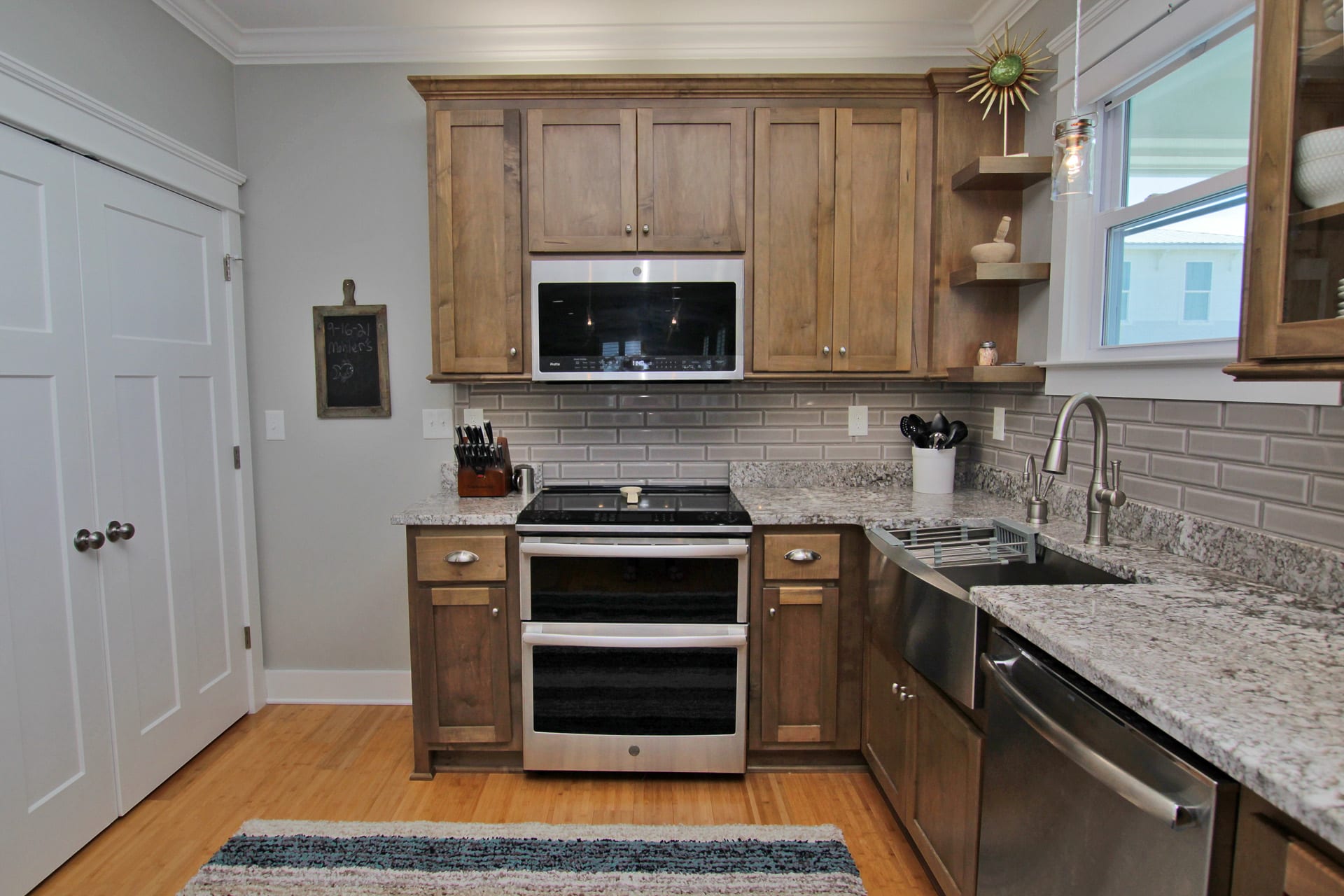 All Moh's Paradise Kitchen