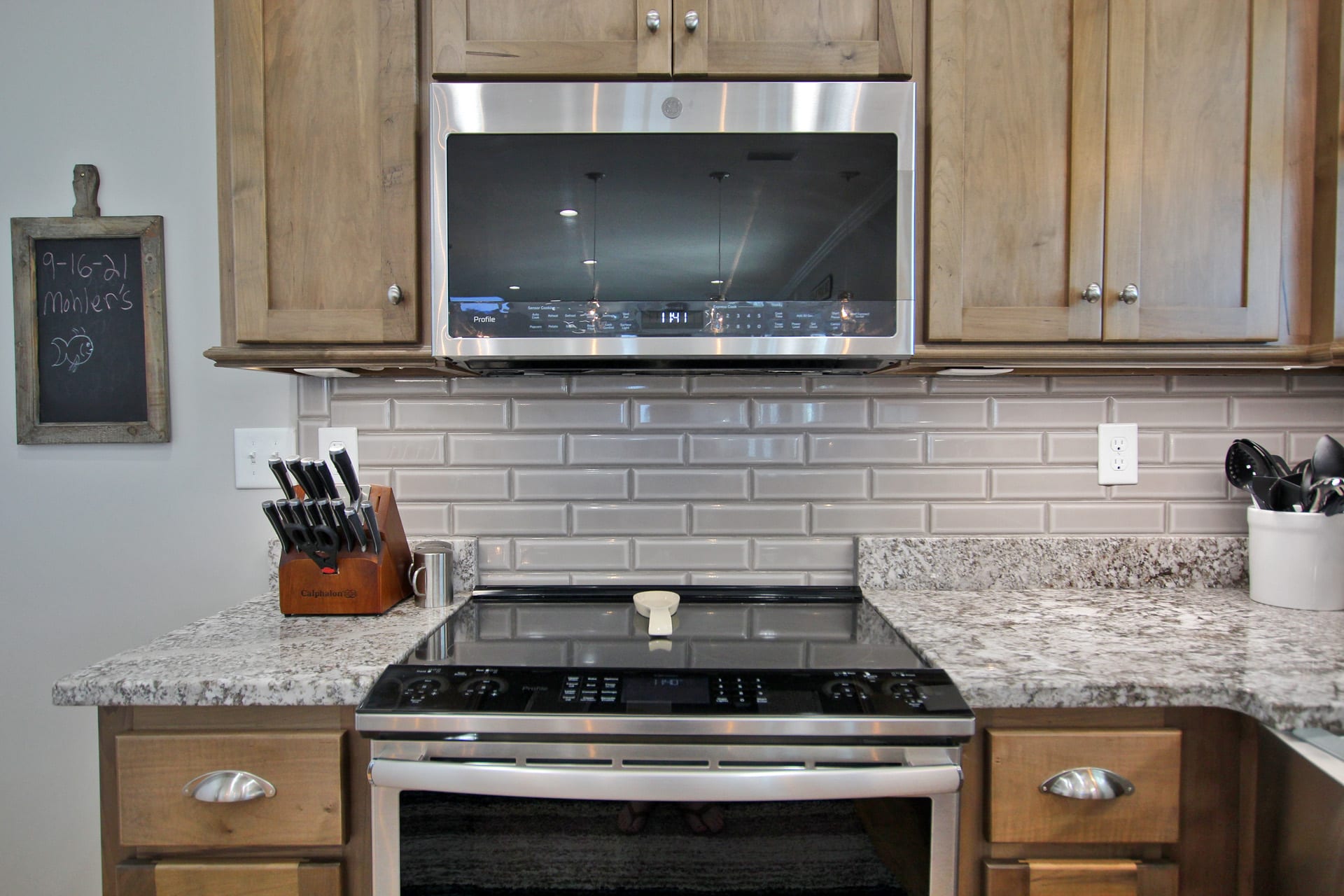 All Moh's Paradise Kitchen