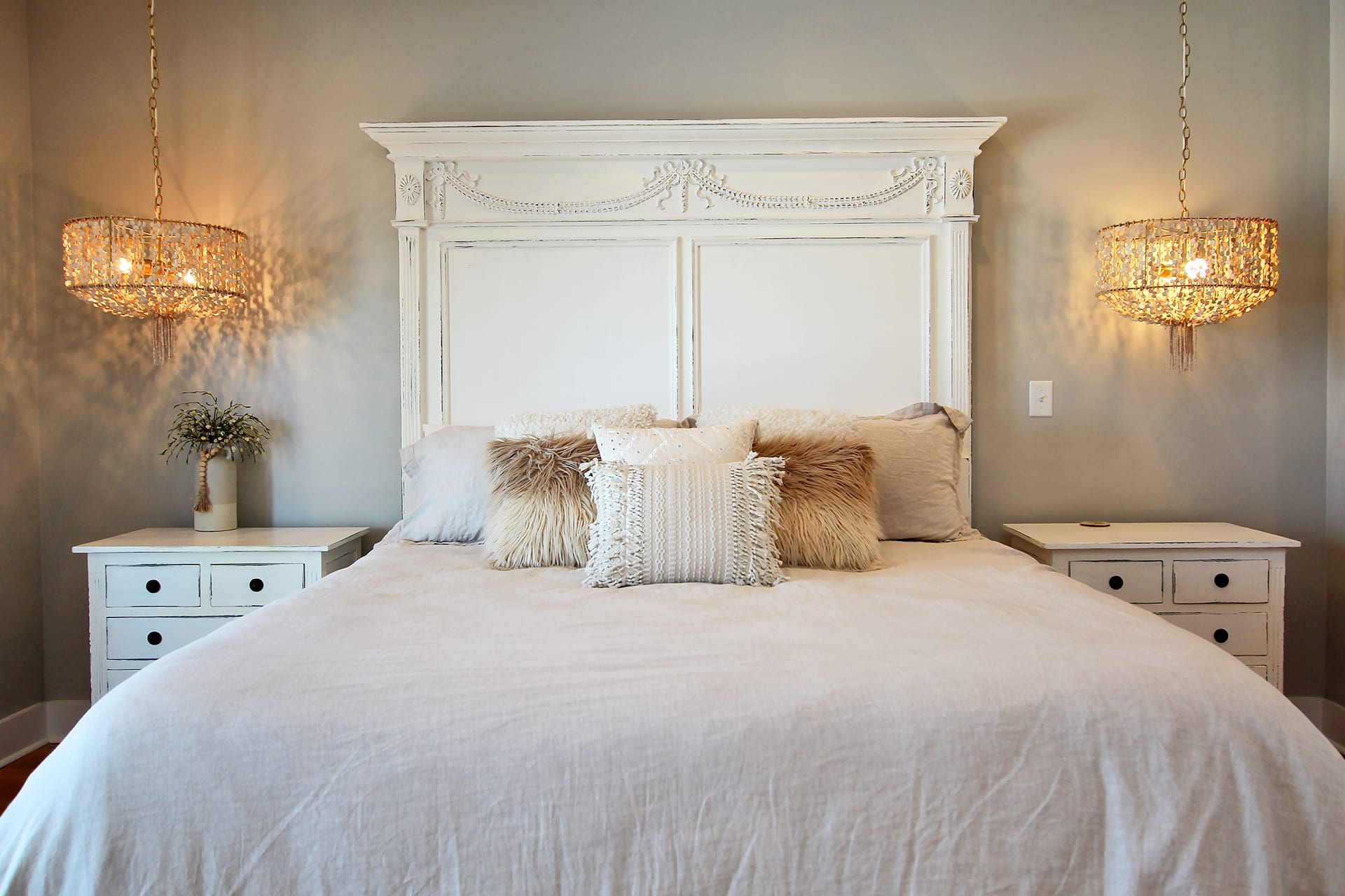 All Moh's Paradise Primary Bedroom