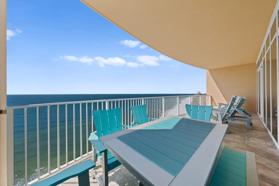 4 Phoenix OB 2004 Balcony