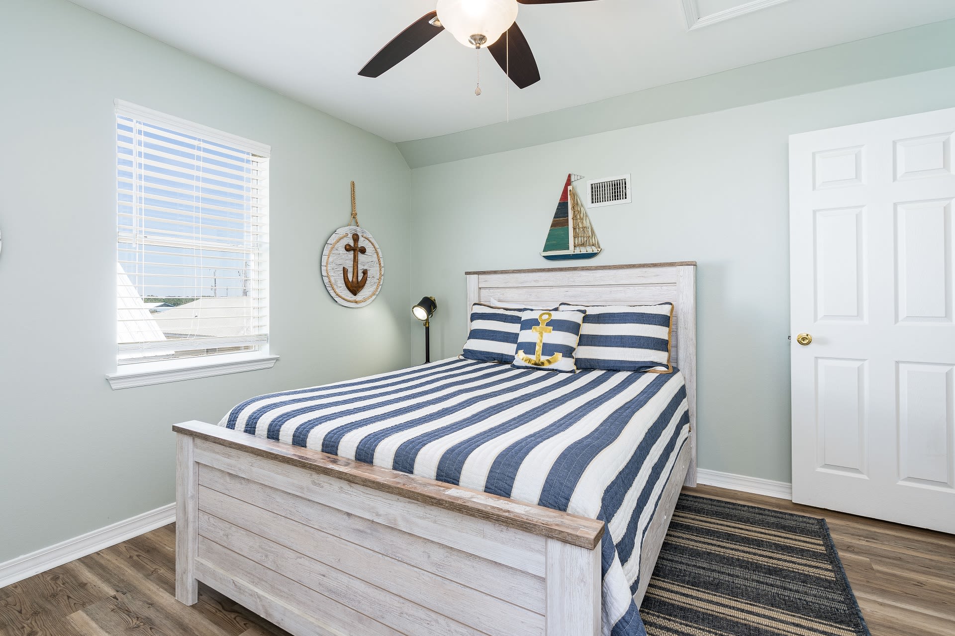 Endless Summer Bedroom 2