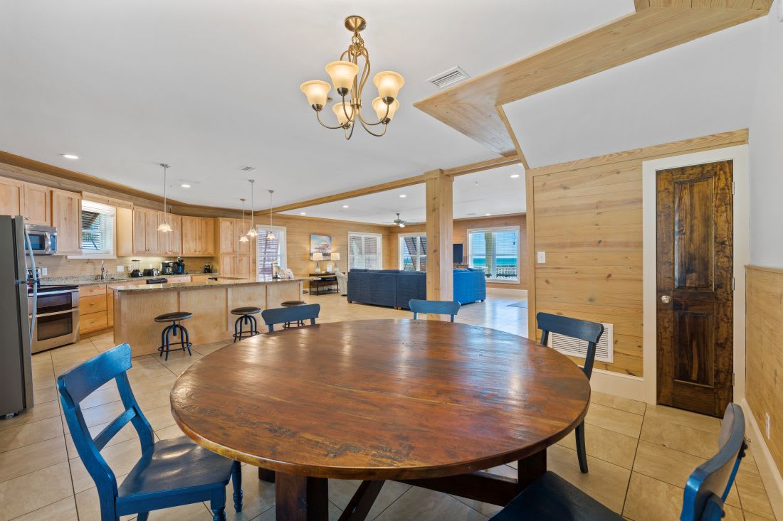 Summer Salt 3 Dining Table Seats 6