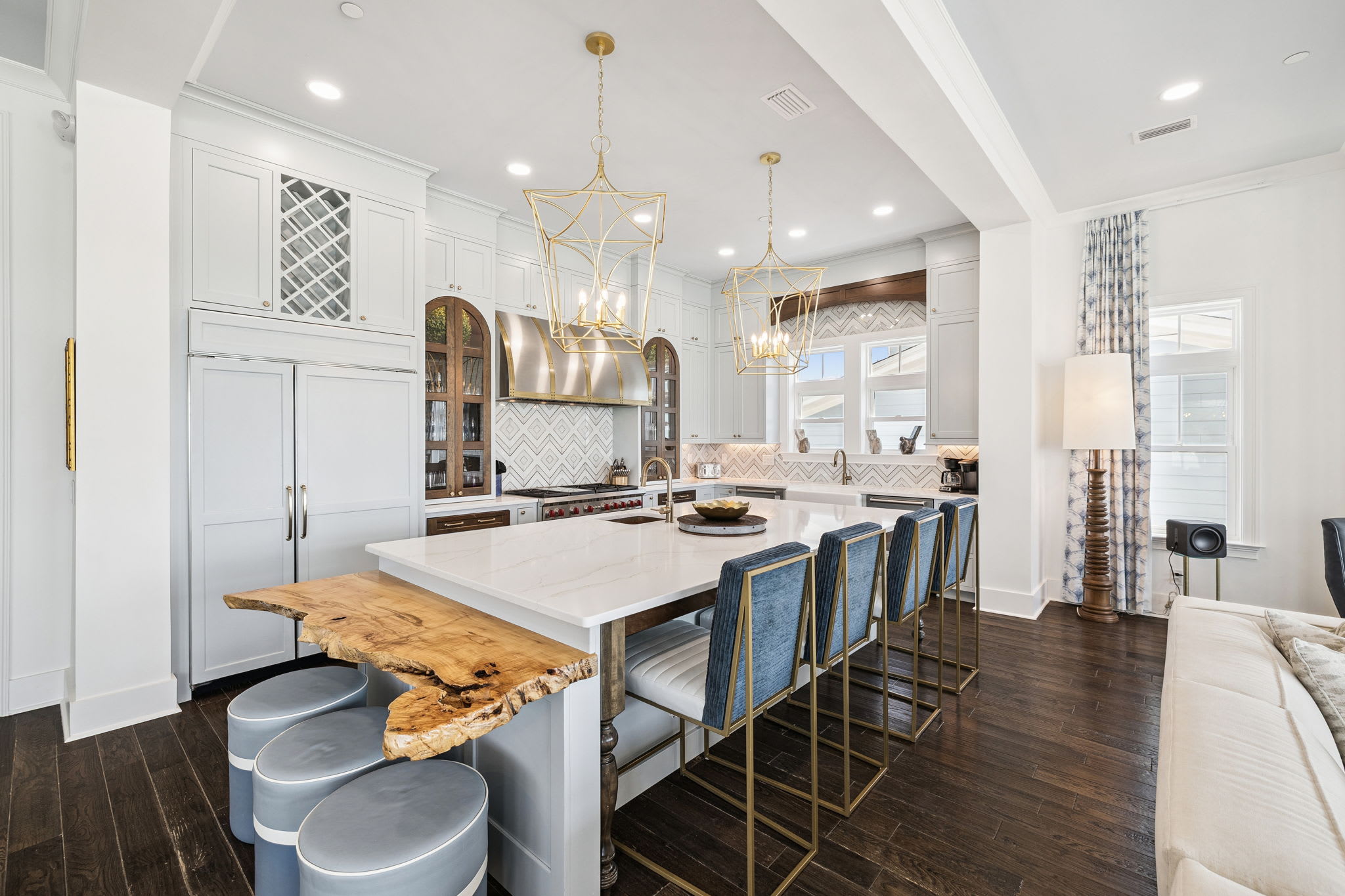 Fully Equipped Gourmet Chef's Kitchen