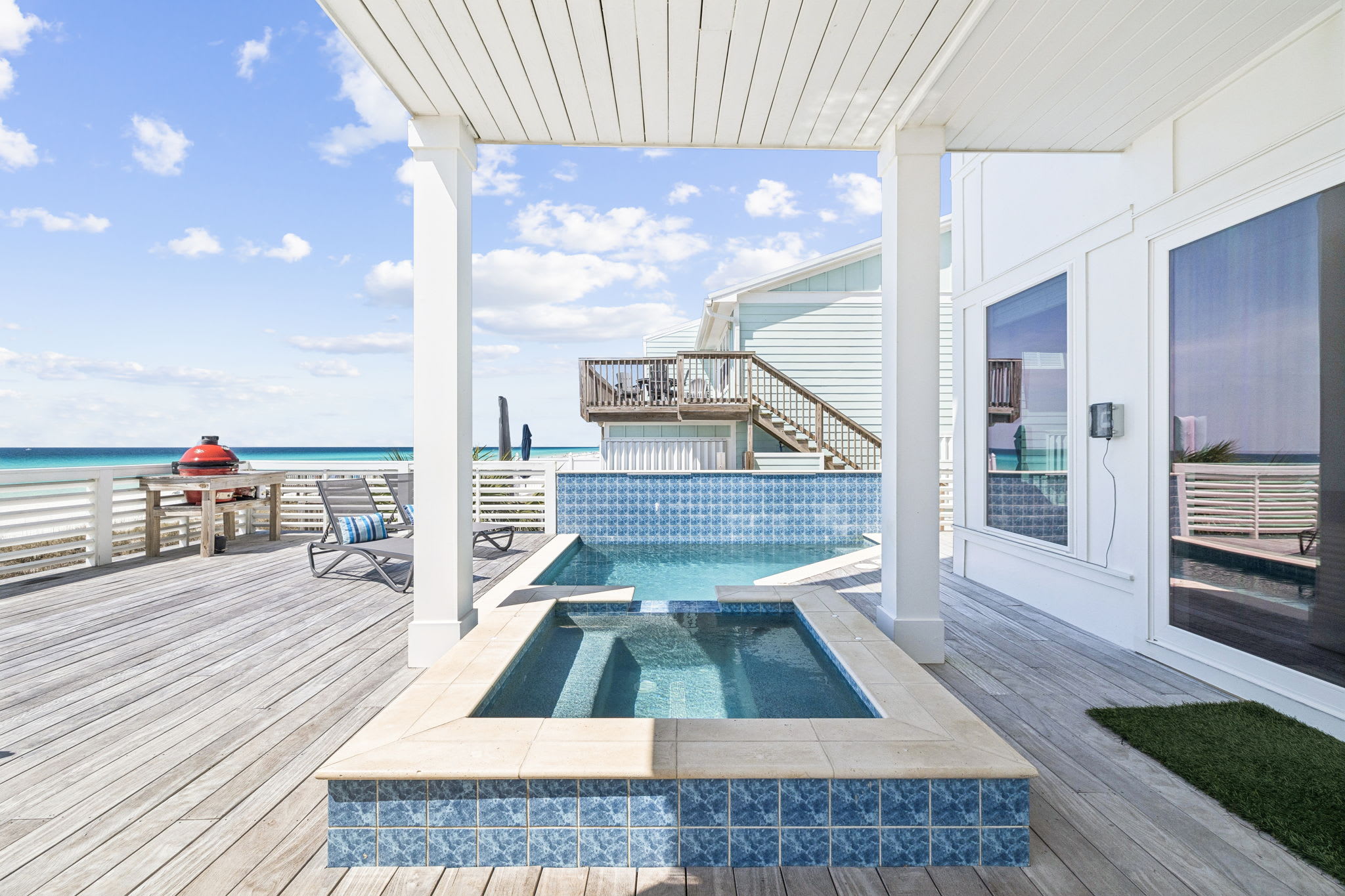 Make A Splash in the Gulf-Front Private Pool!