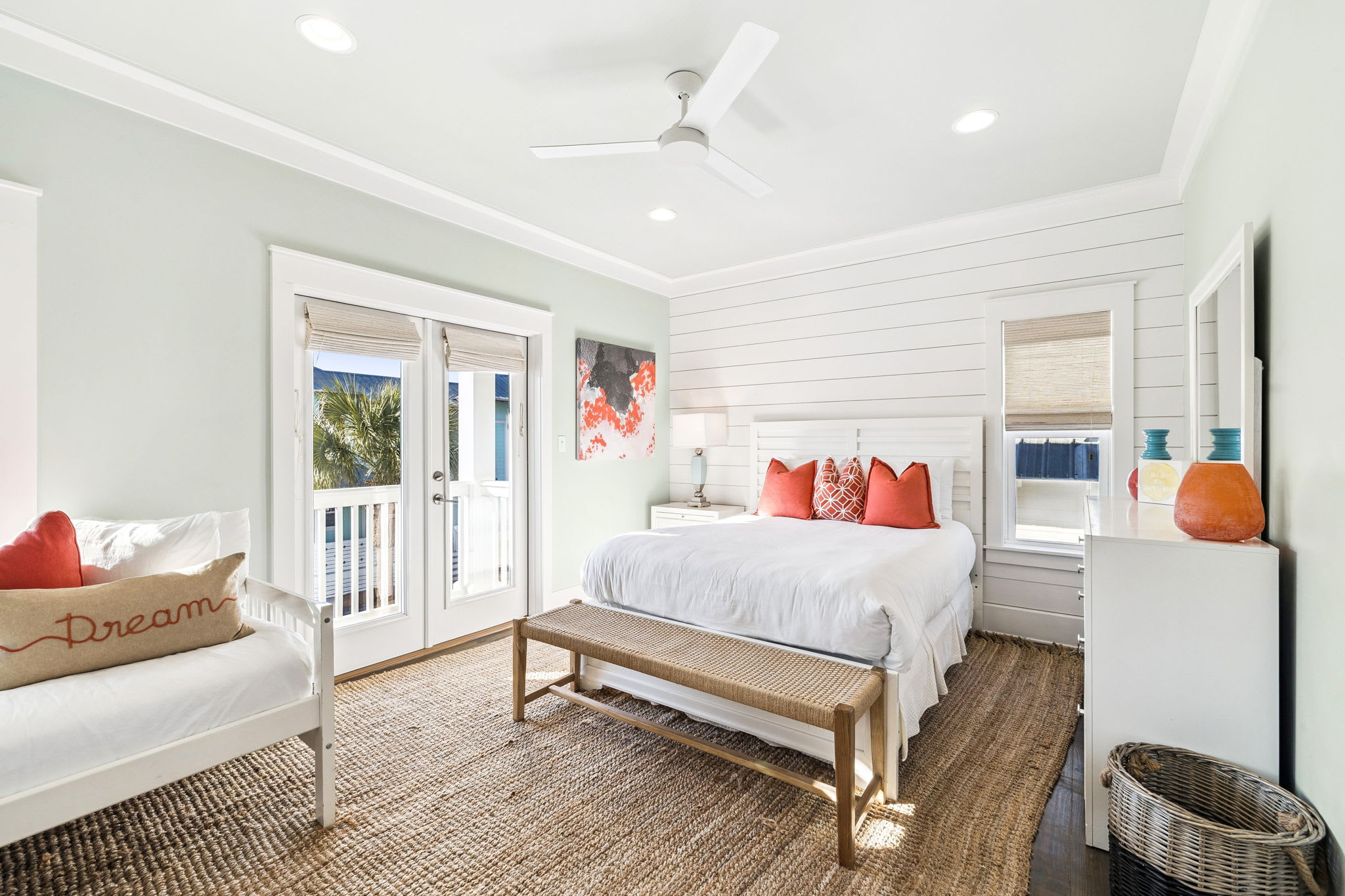 2nd Floor - Queen Guest Suite