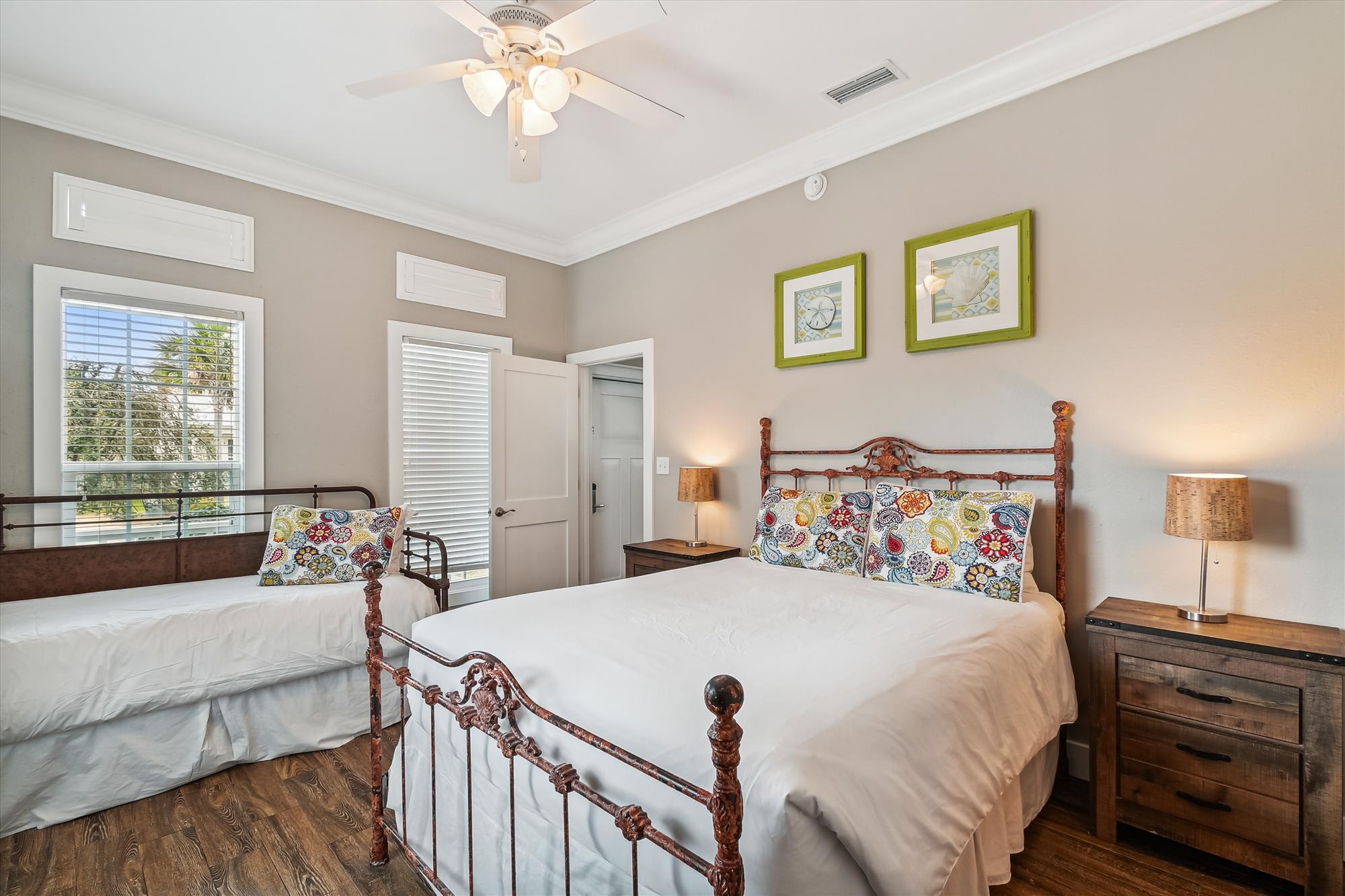 1st Floor - Queen Guest Suite