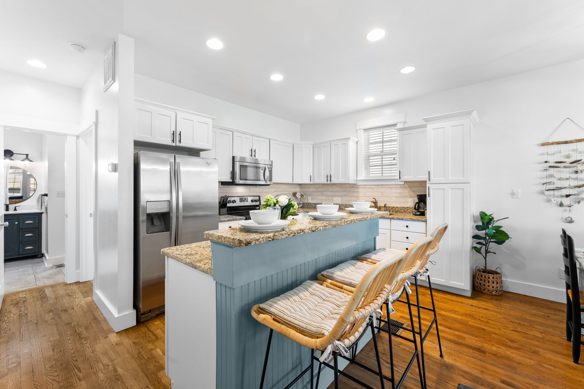 Fully Equipped Kitchen!