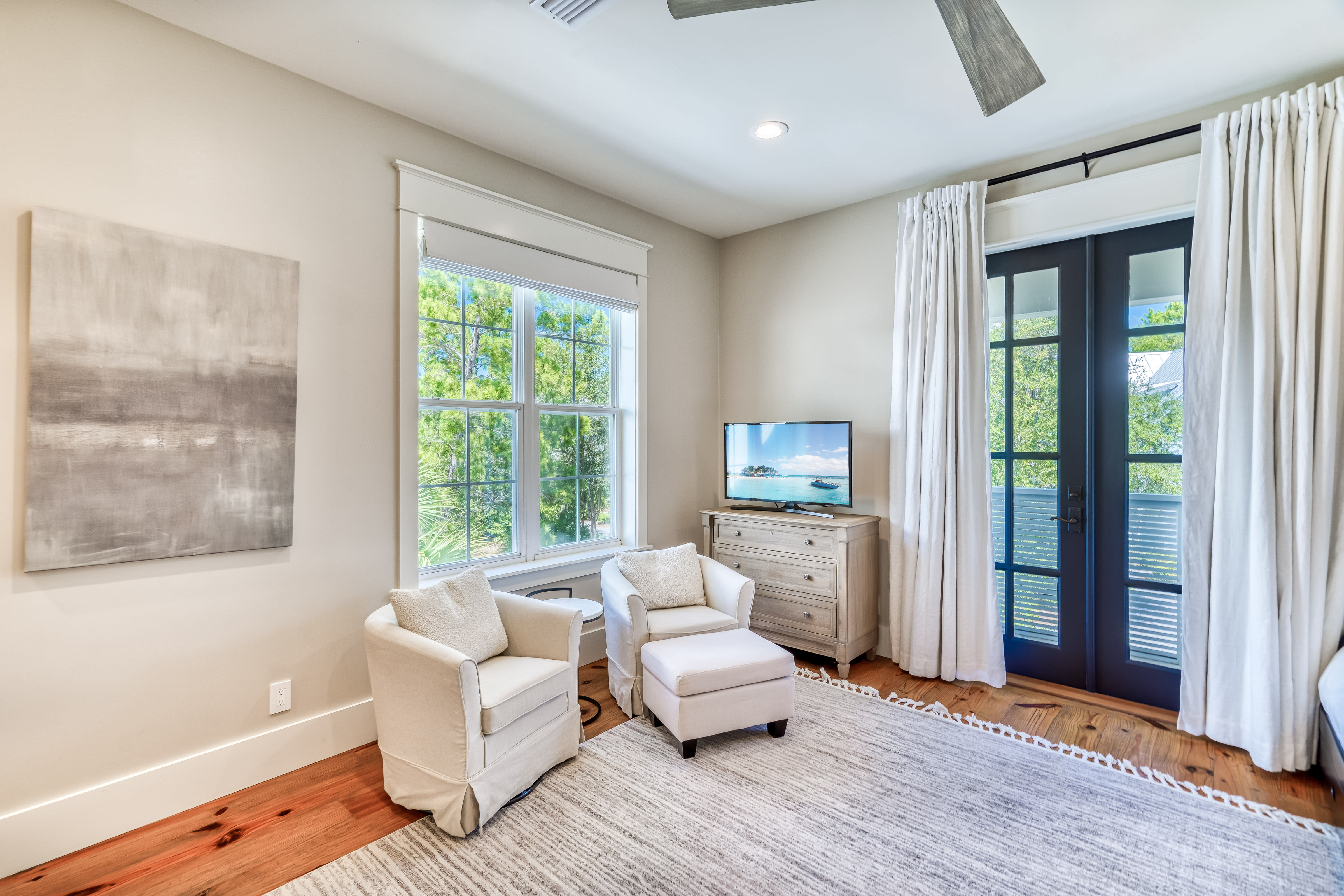 Sitting Area, Flat-Screen TV & Private Balcony Access