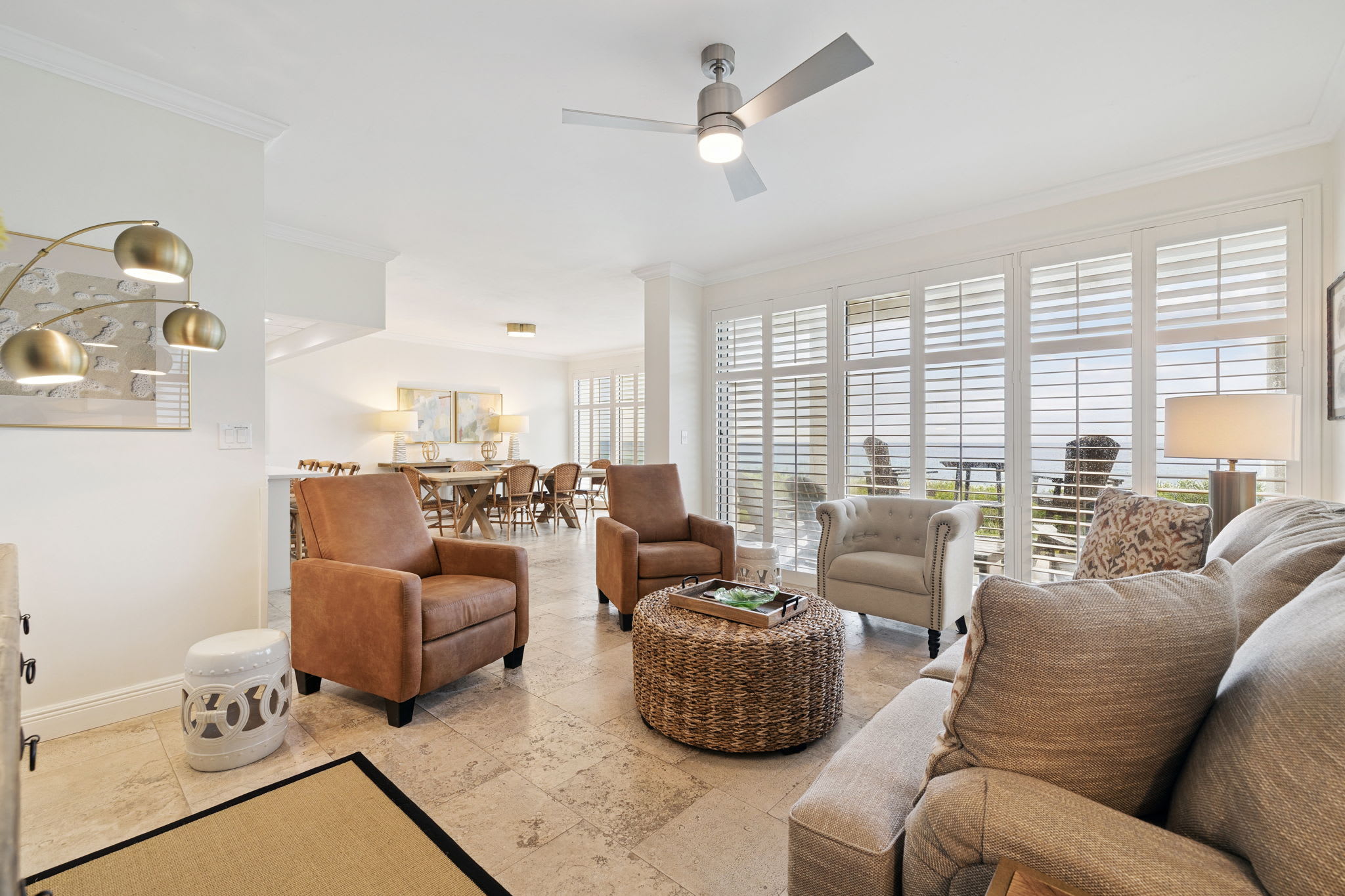 Well Appointed Living Area - Perfect for Gathering