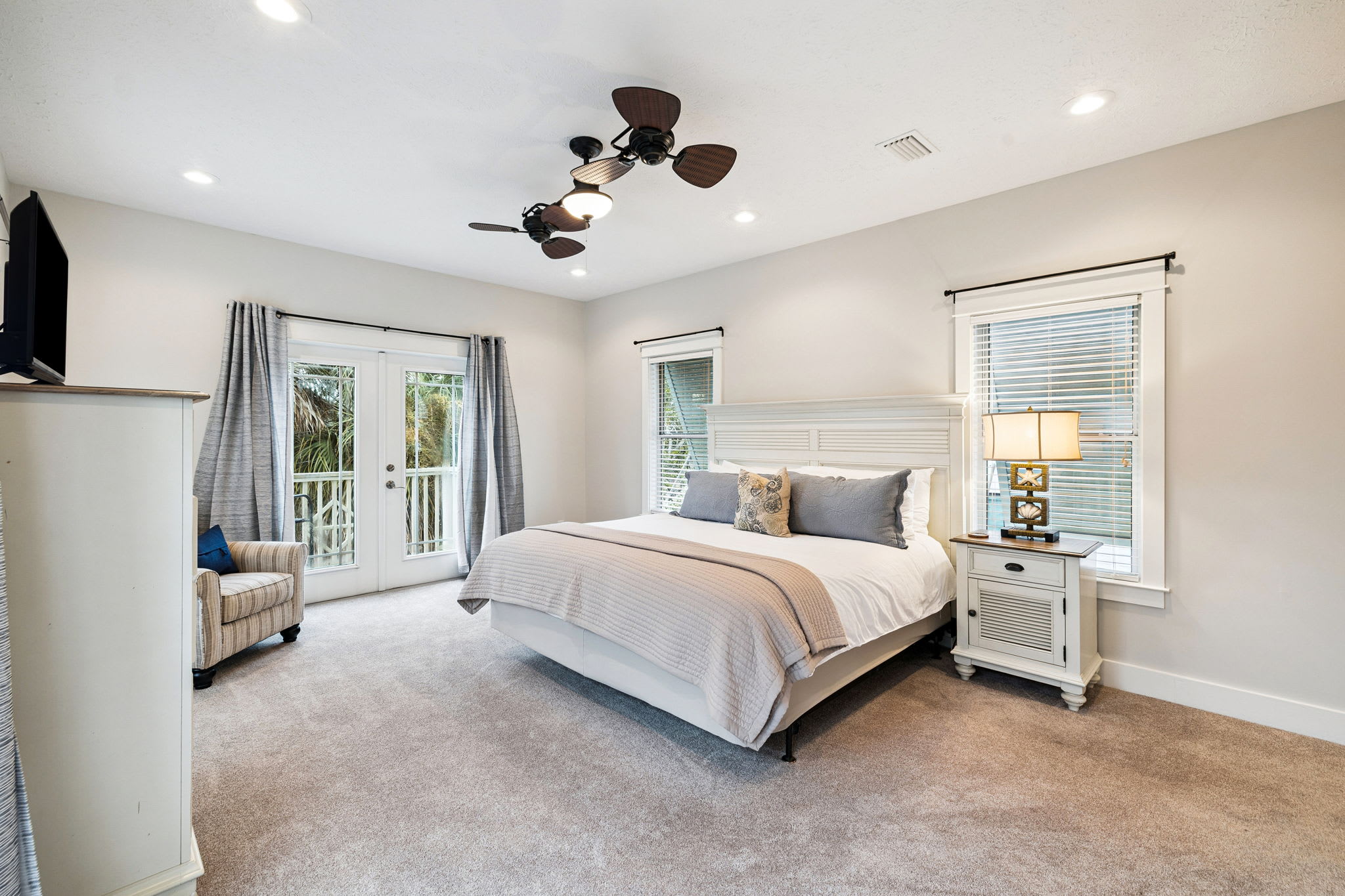 2nd Floor - King Guest Suite