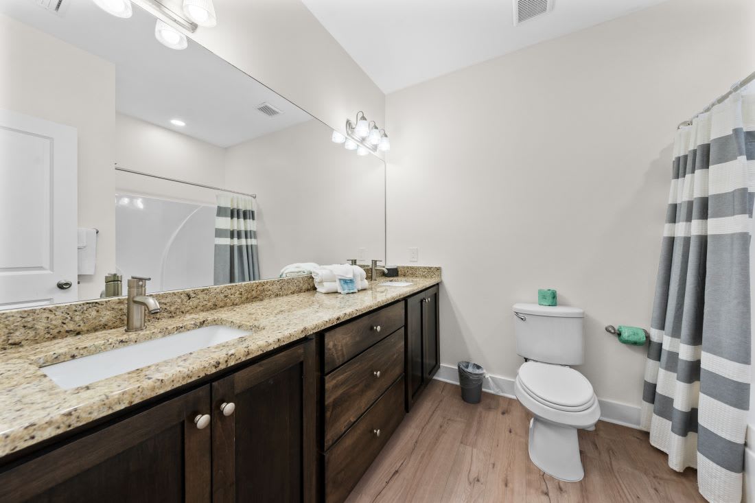 Lil J's Getaway Bathroom 2