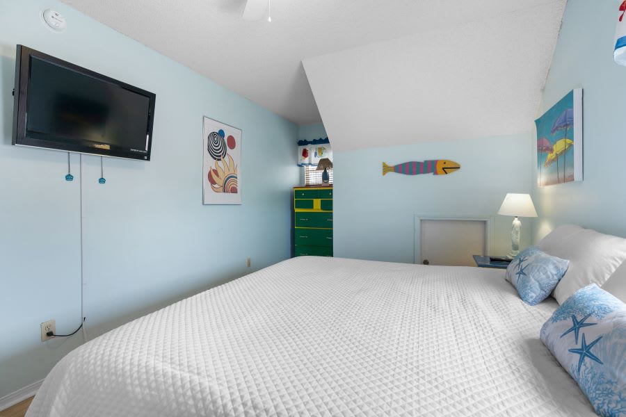 Sunset Daze Bedroom 3