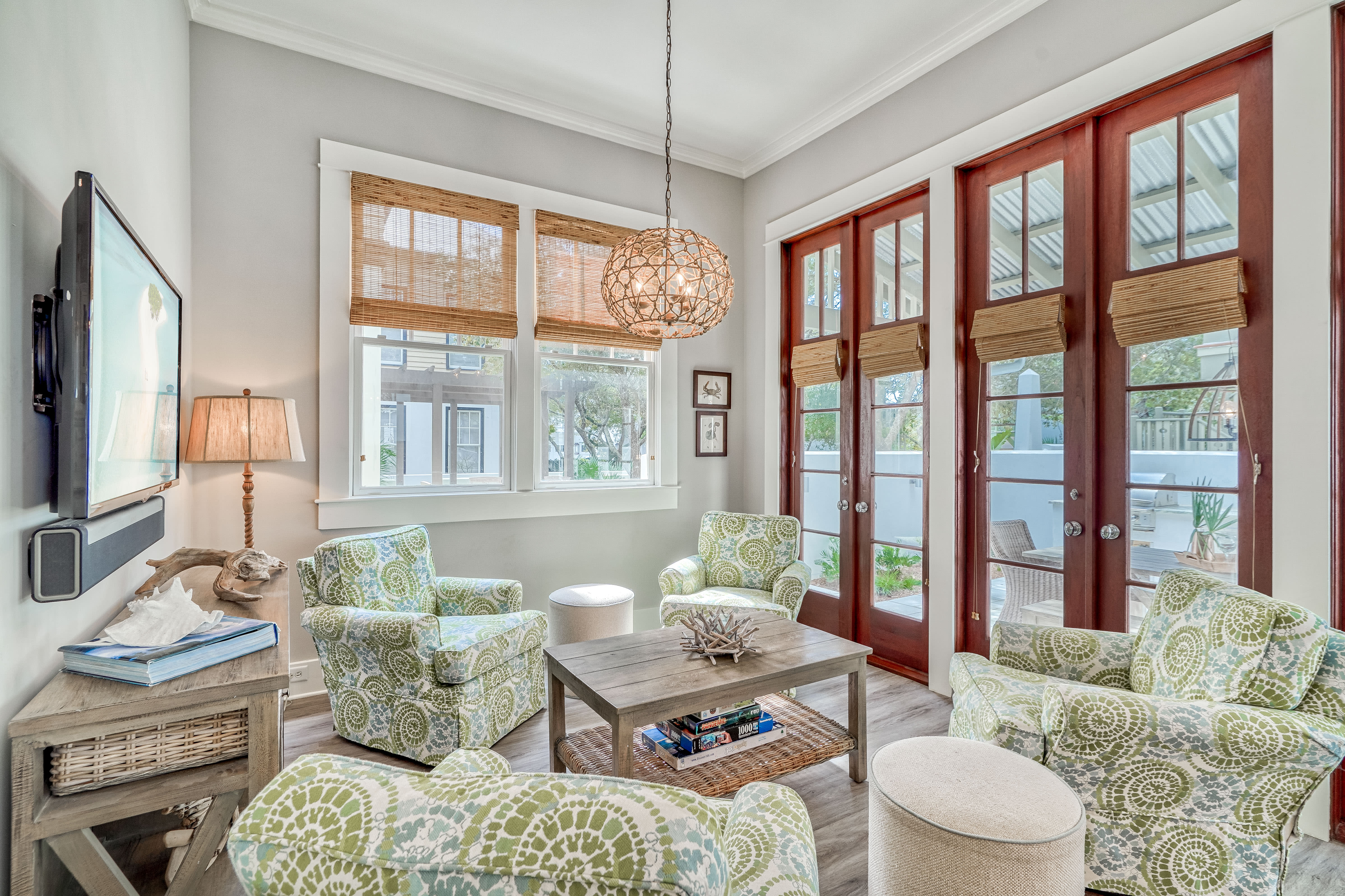 Formal Sitting Area - Offering Seating for Four