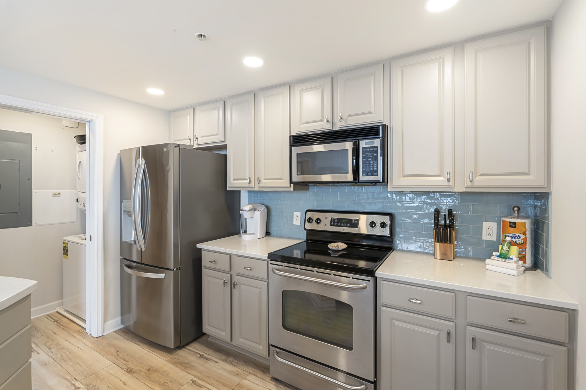 Modern Granite Kitchen