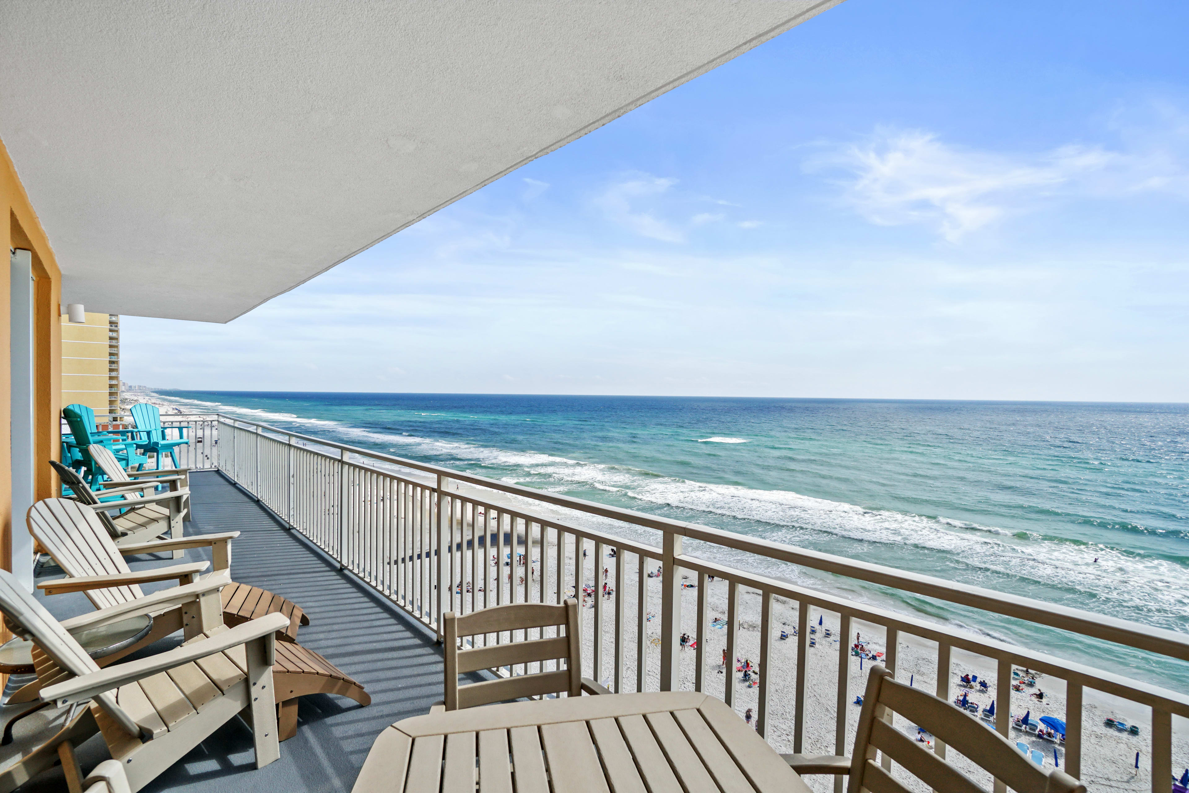 Panoramic Beachfront Views