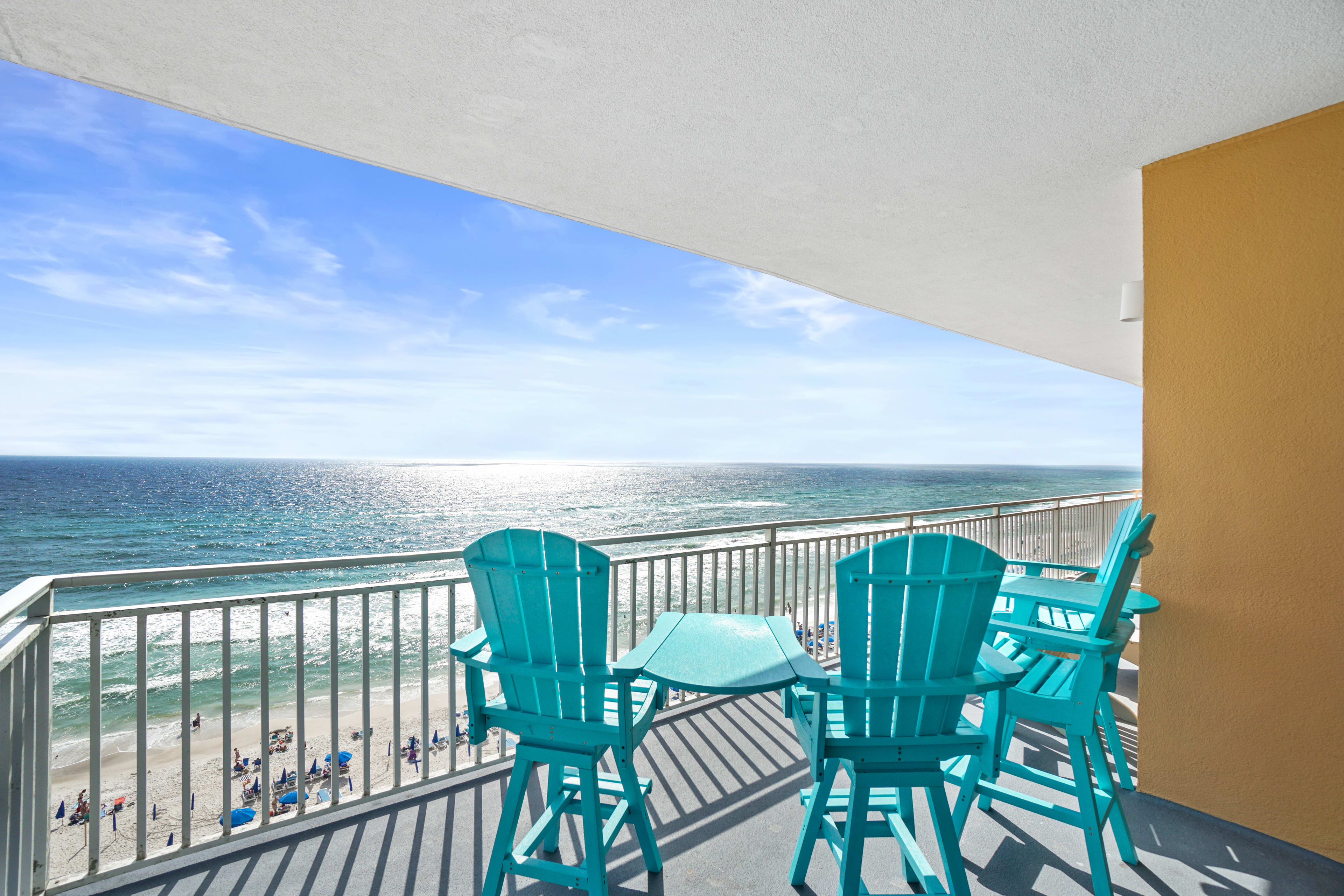 Panoramic Beachfront Views