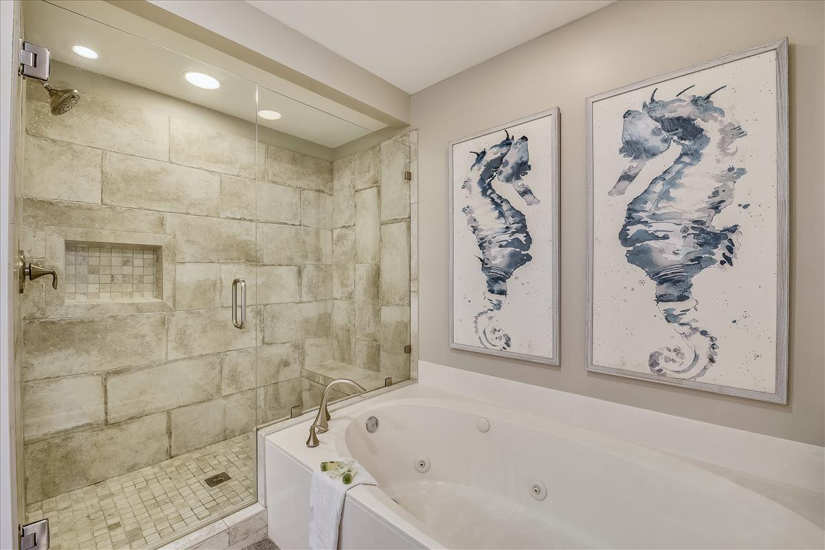 Floor Plan-Primary Bath-_KLH7859