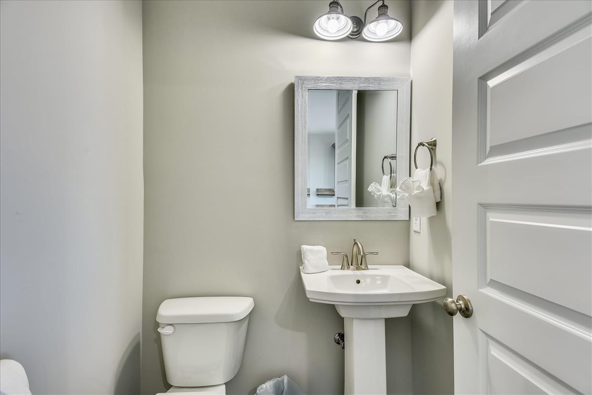 Upper Level 2-Powder Room