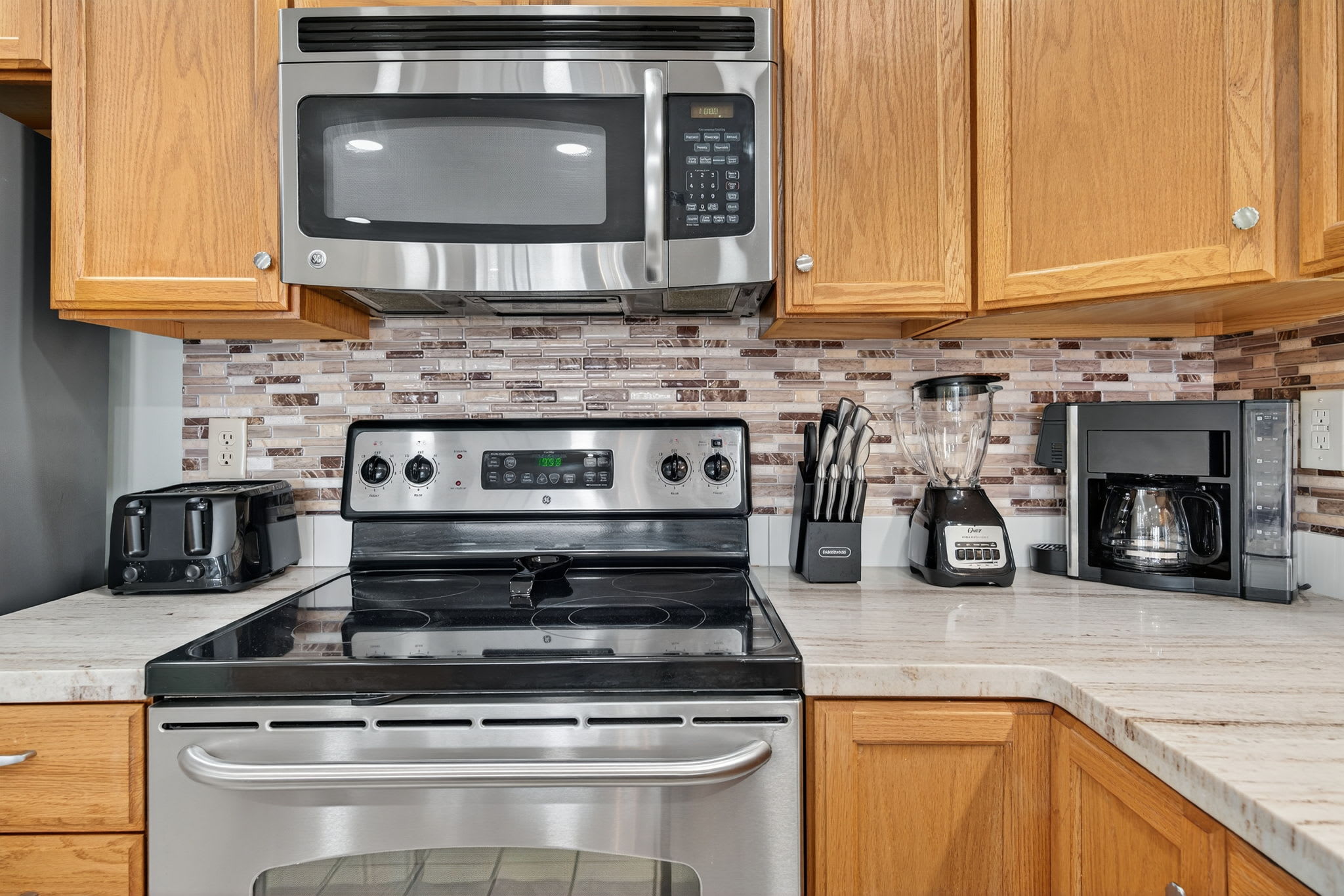 Your fully equipped kitchen features stainless steel appliances, granite counters, and everything you need to prepare delicious meals during your stay.