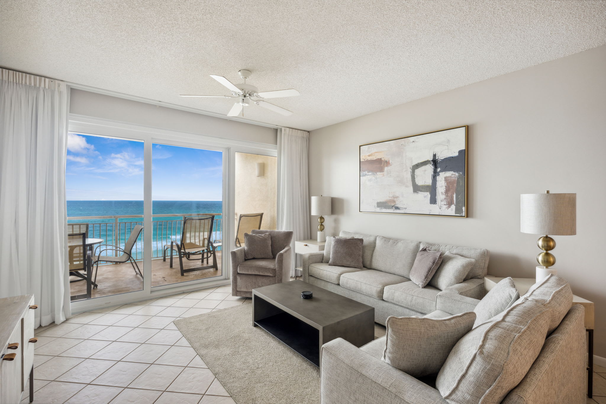 Spacious Living Room with Gulf Views!