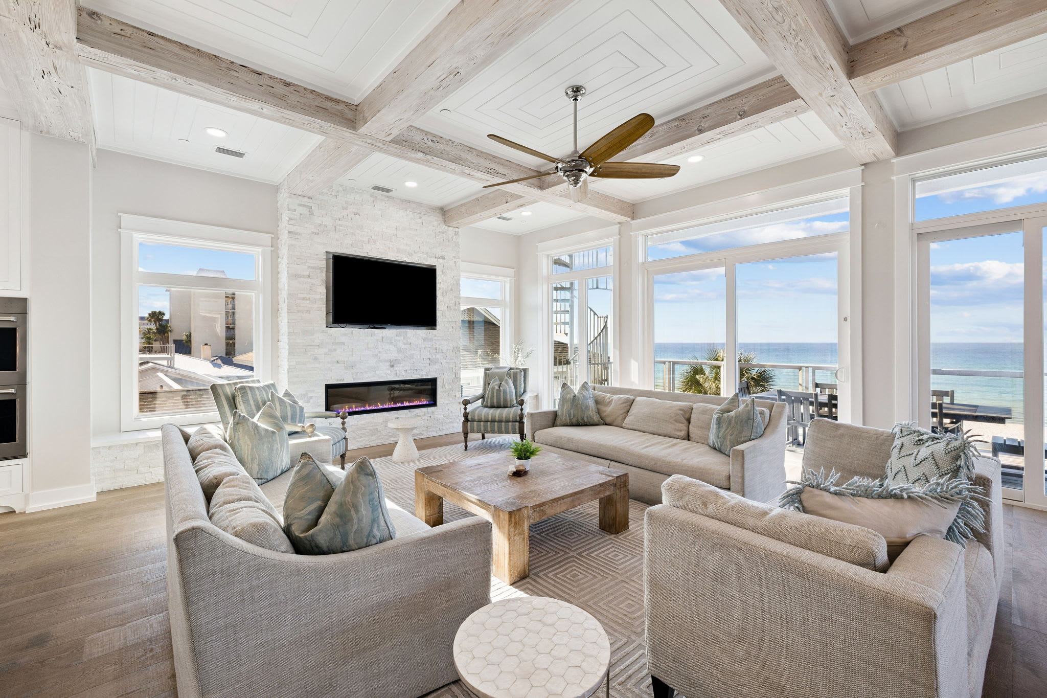 Spacious & Inviting Gulf-Front Living Area
