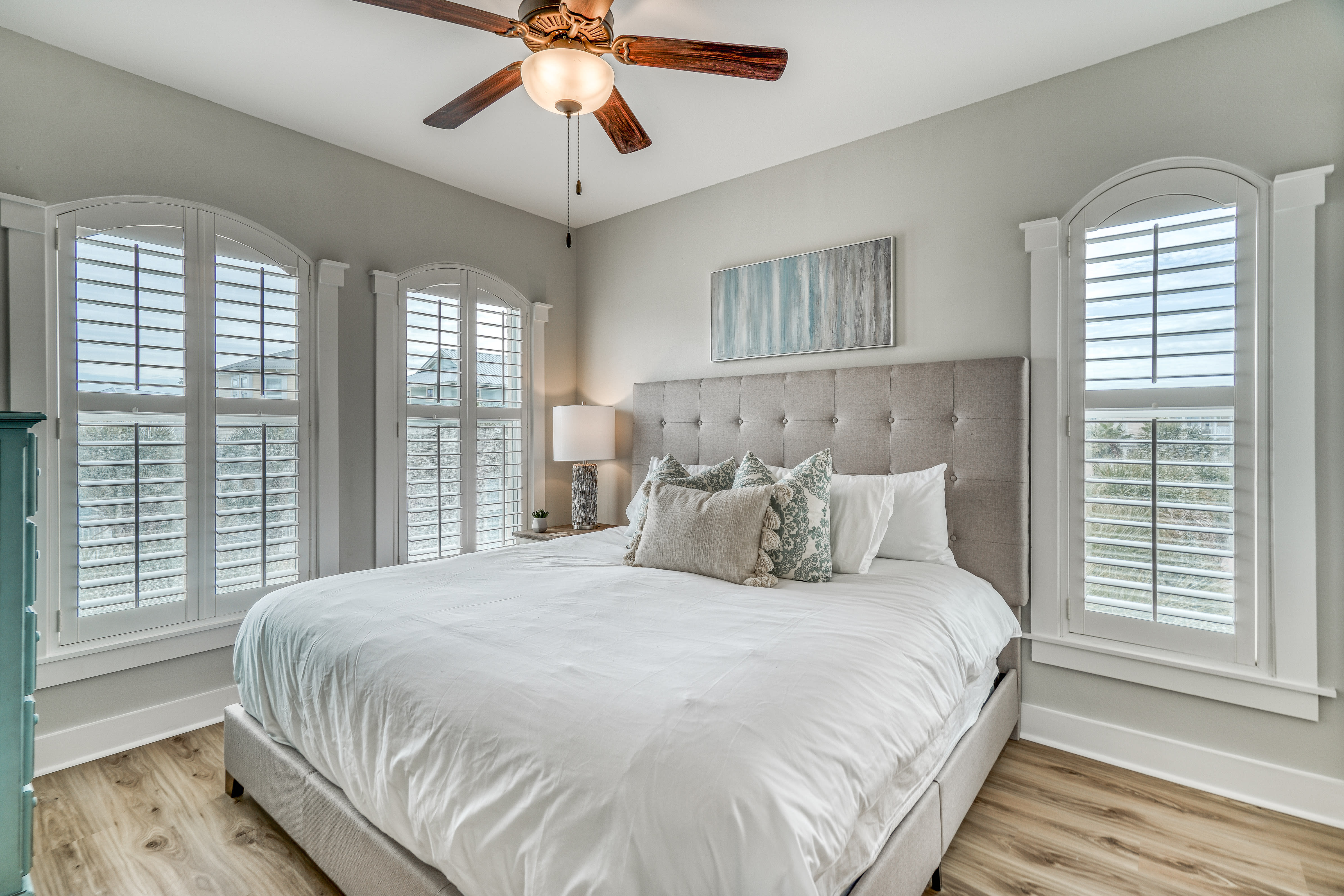 Guest Suite - King Size Bed